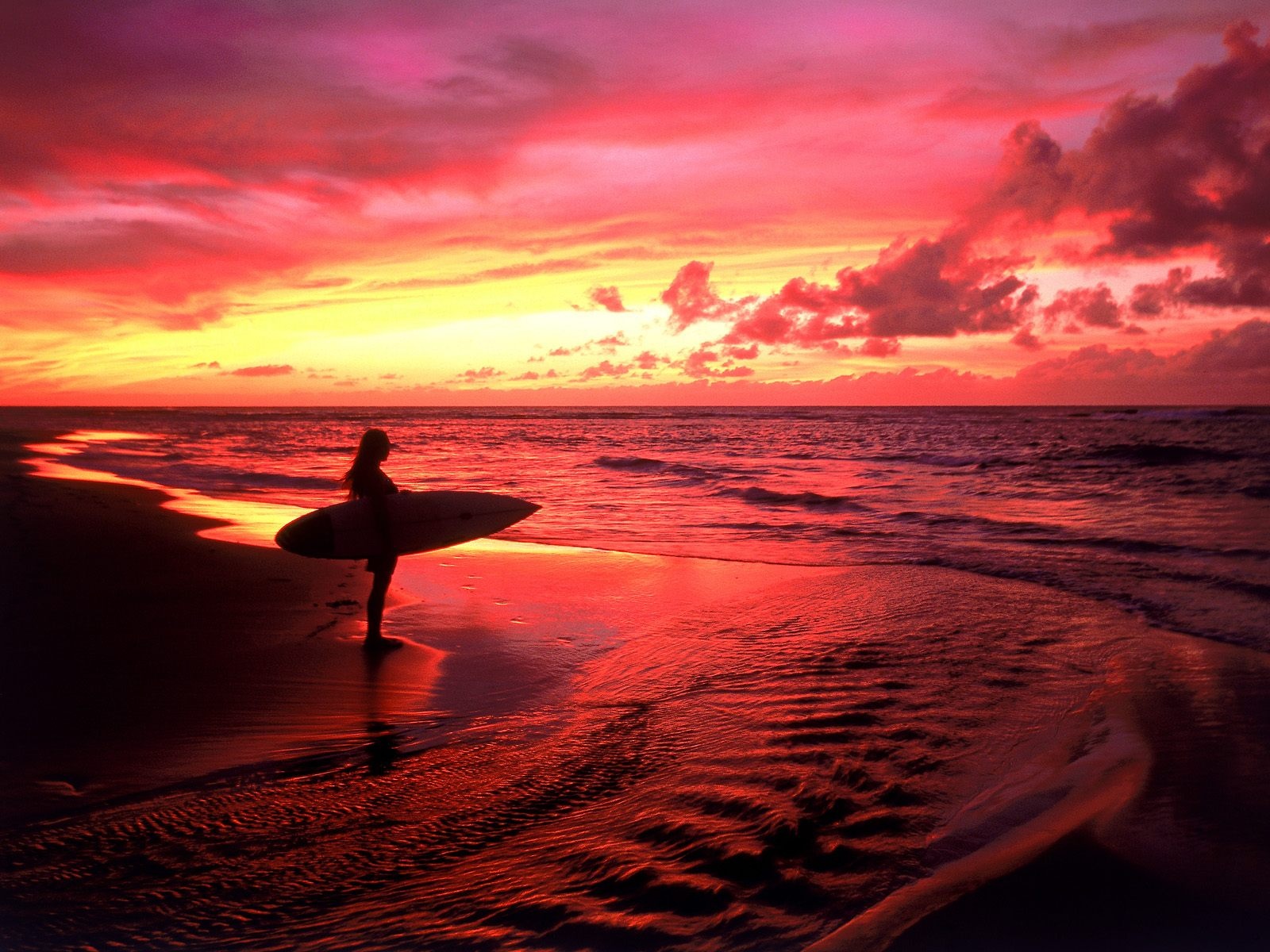 Free download wallpaper Sunset, Horizon, Earth on your PC desktop