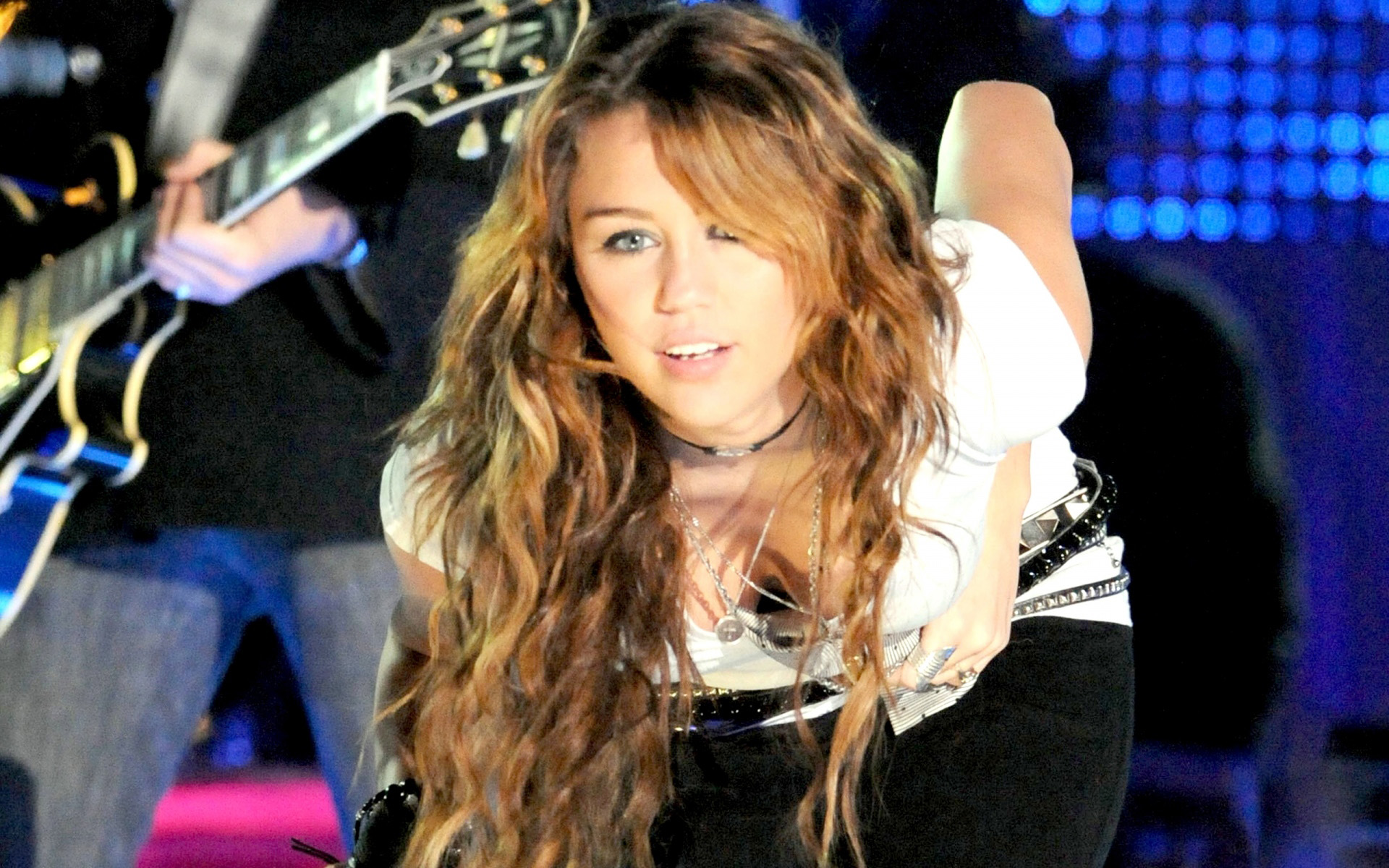 Download mobile wallpaper Music, Miley Cyrus for free.