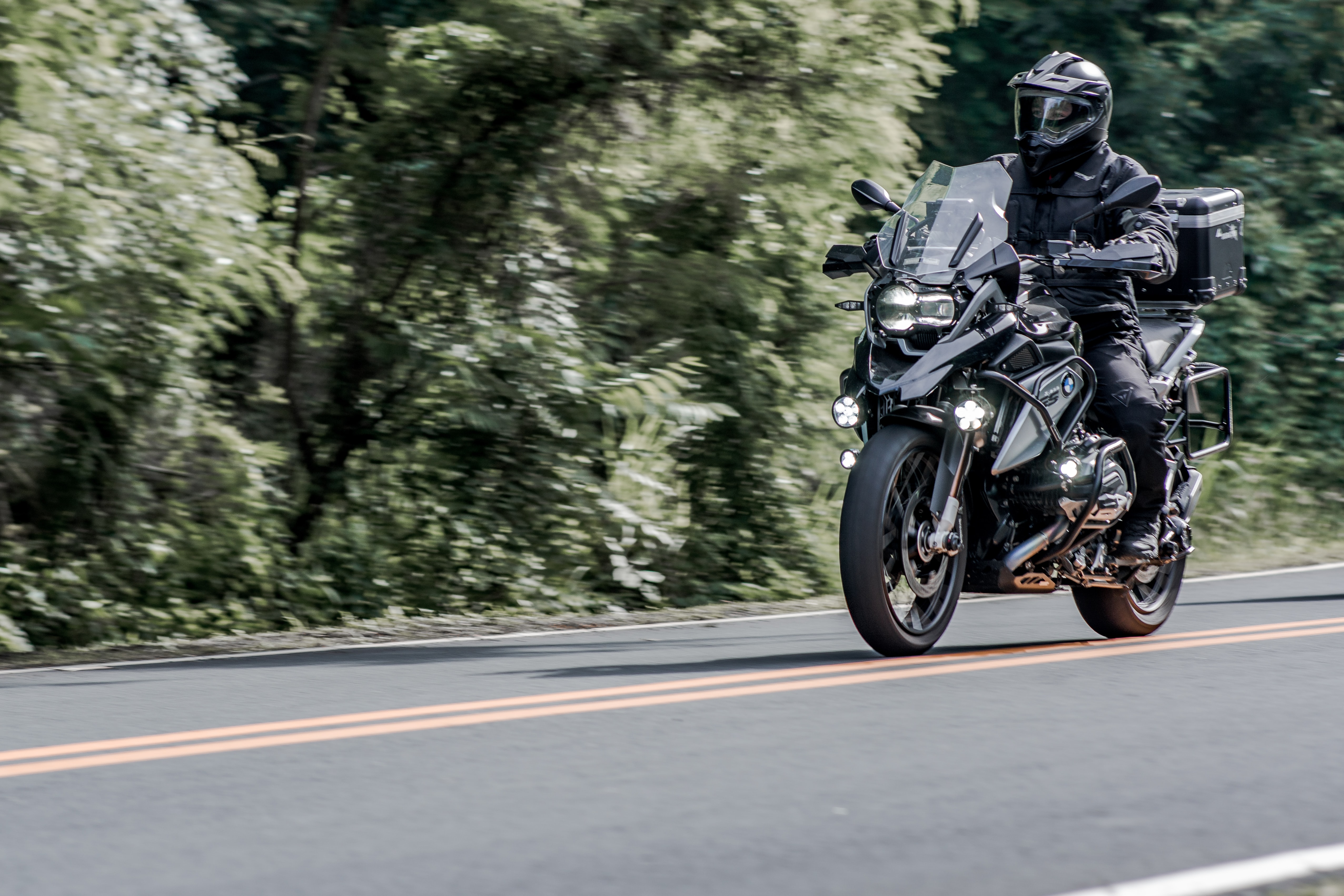 motorcycle, motorcycles, road, motorcyclist, helmet, bike HD for desktop 1080p