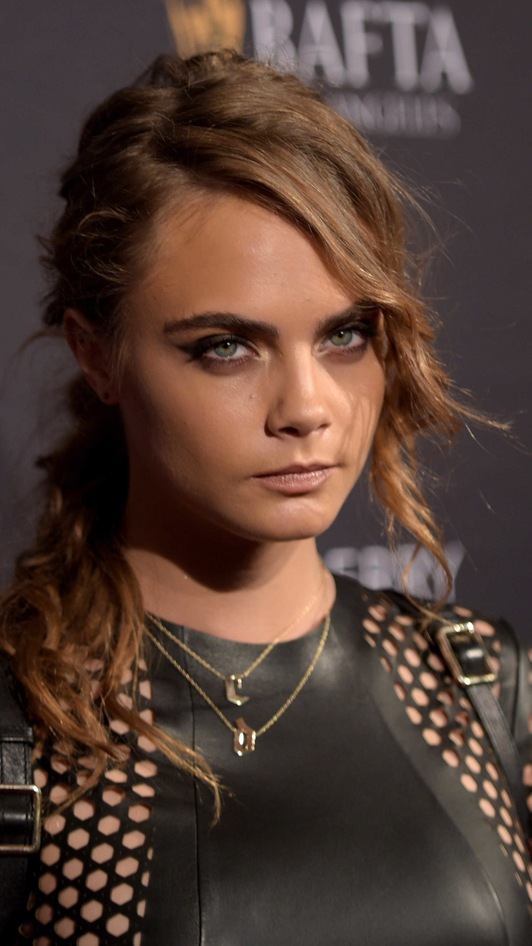 Handy-Wallpaper Berühmtheiten, Cara Delevingne kostenlos herunterladen.