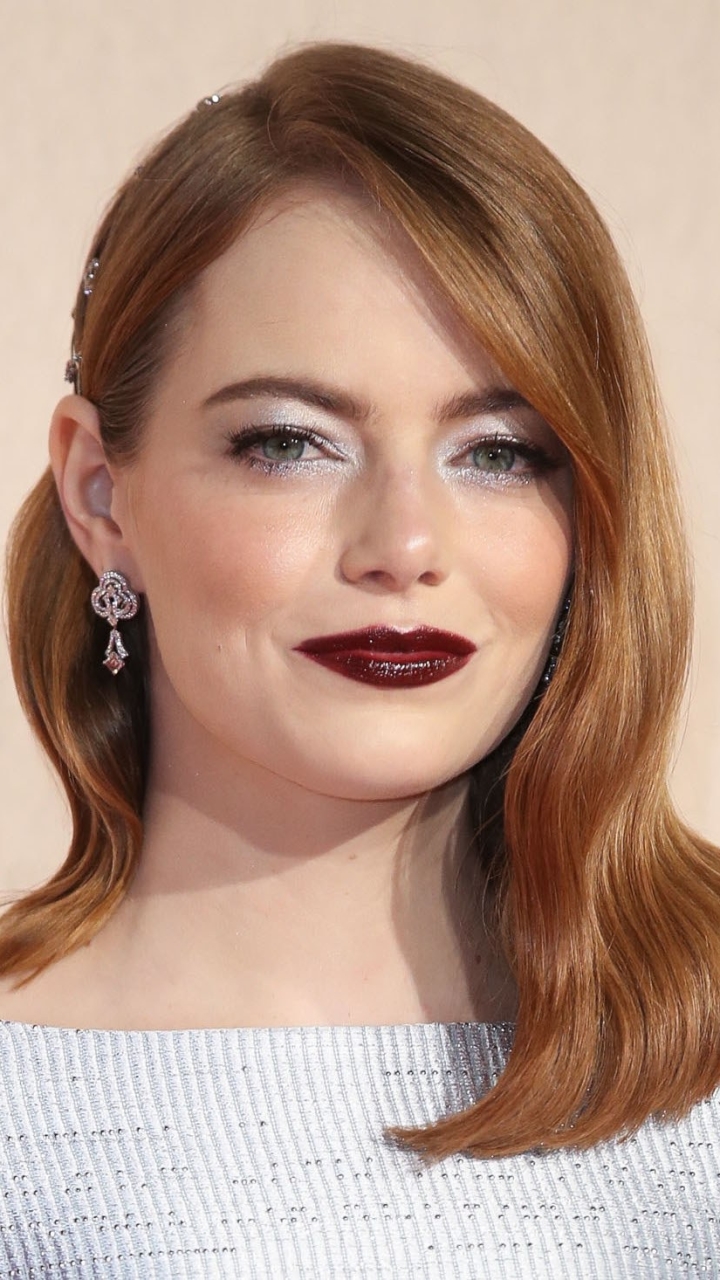 Download mobile wallpaper Emma Stone, Smile, Redhead, American, Celebrity, Actress, Lipstick for free.