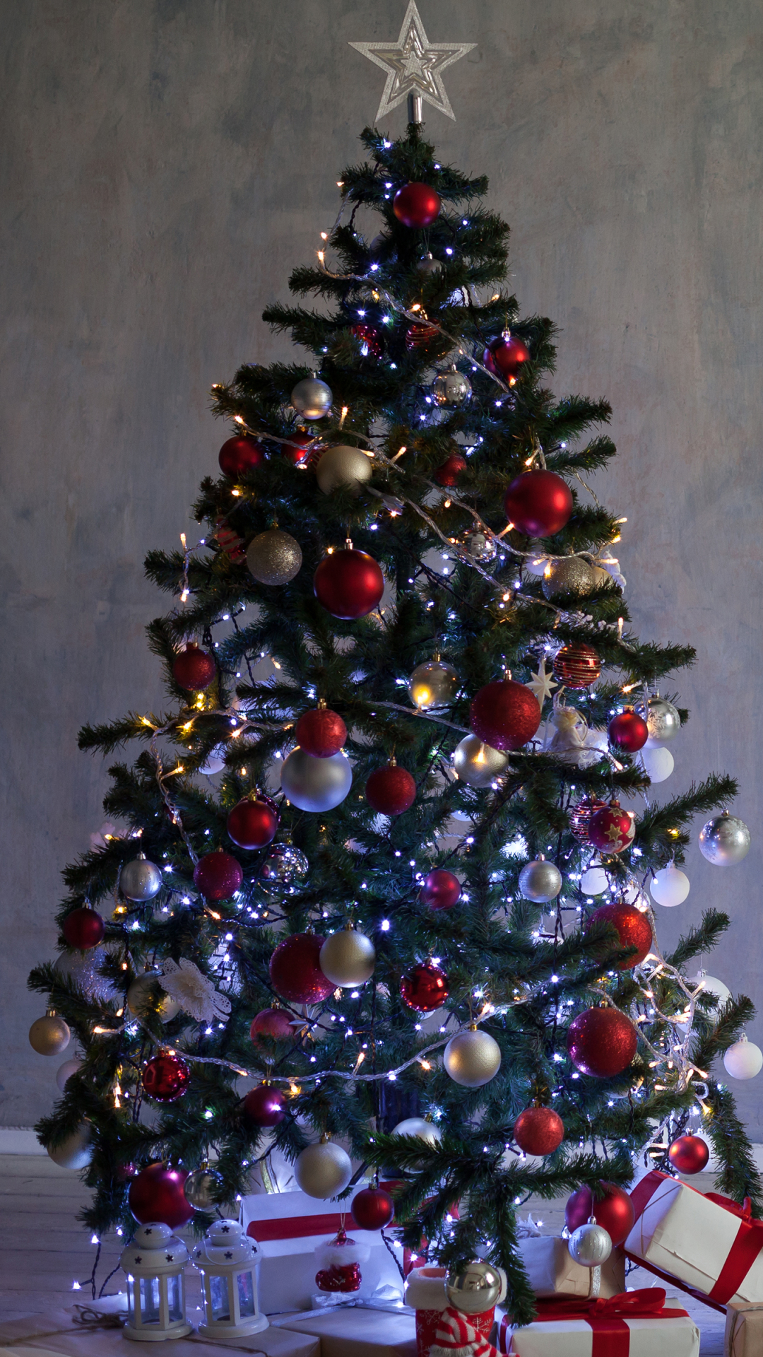 Download mobile wallpaper Christmas, Holiday, Christmas Tree, Decoration for free.