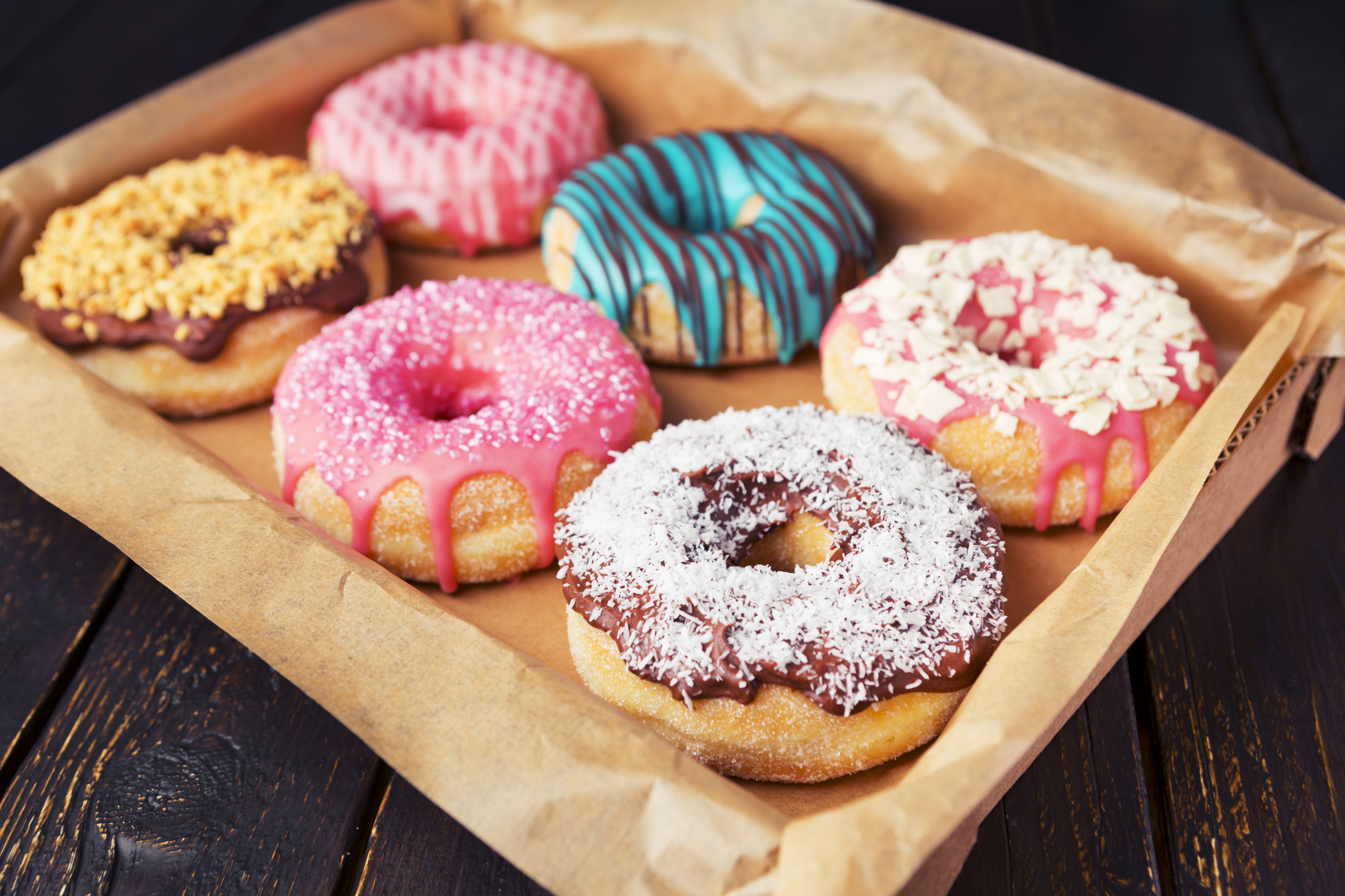 Download mobile wallpaper Food, Sweets, Doughnut for free.