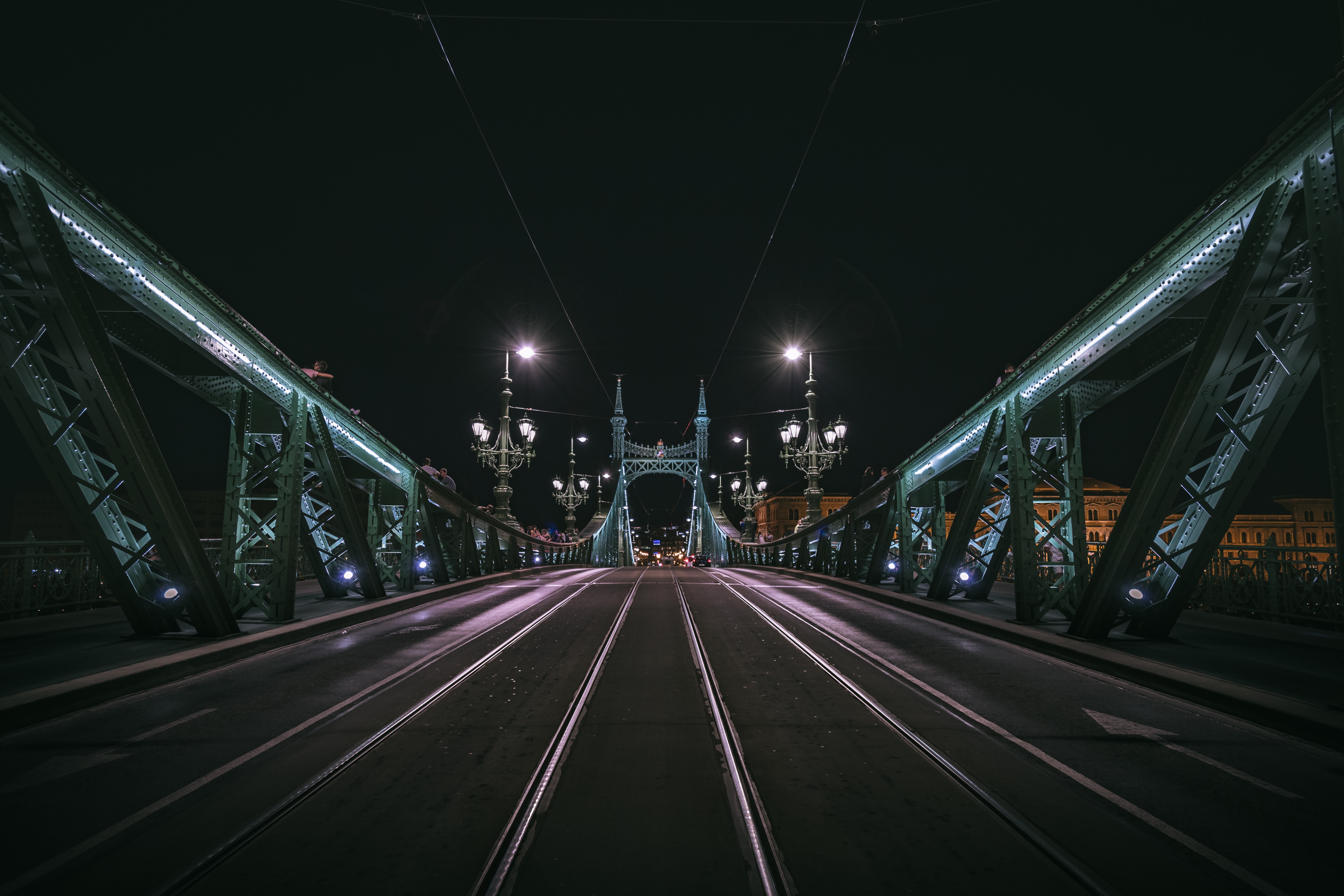 Download PC Wallpaper bridge, night city, cities, city, lights, road, lanterns