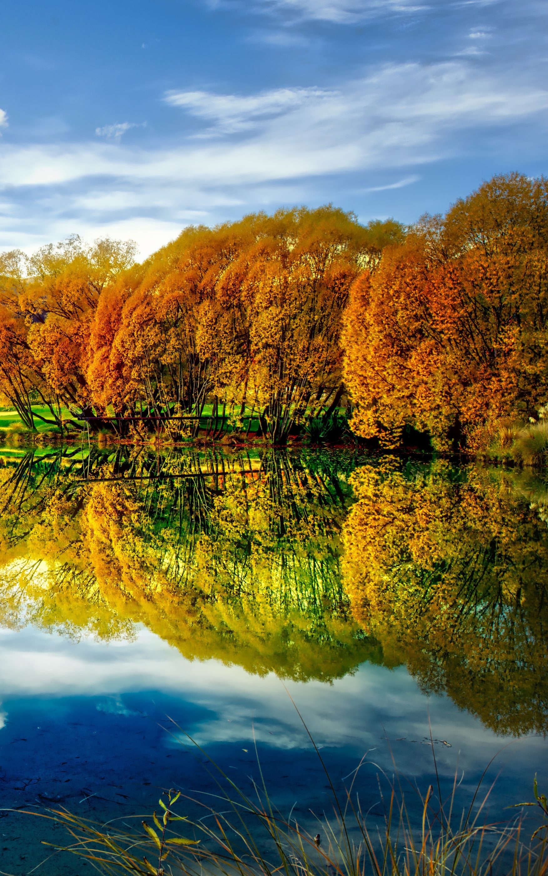 Download mobile wallpaper Lake, Reflection, Fall, Earth for free.