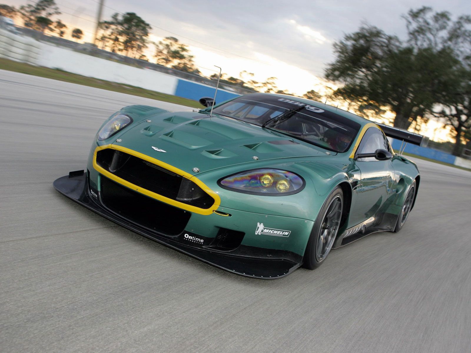 cars, sports, auto, trees, aston martin, green, front view, speed, style, 2005, dbr9