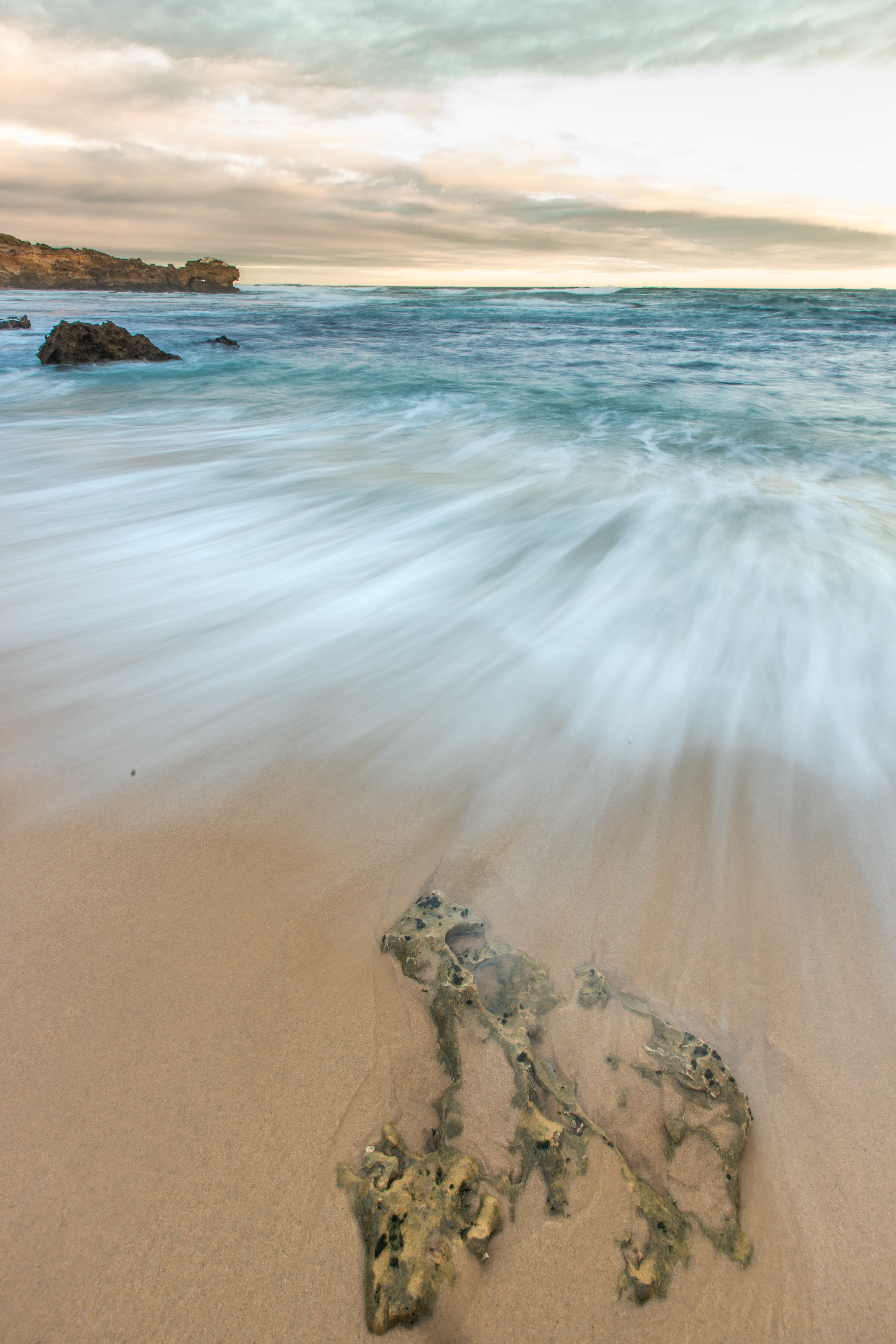 Free download wallpaper Nature, Rocks, Horizon, Stones, Sand, Coast, Sea on your PC desktop