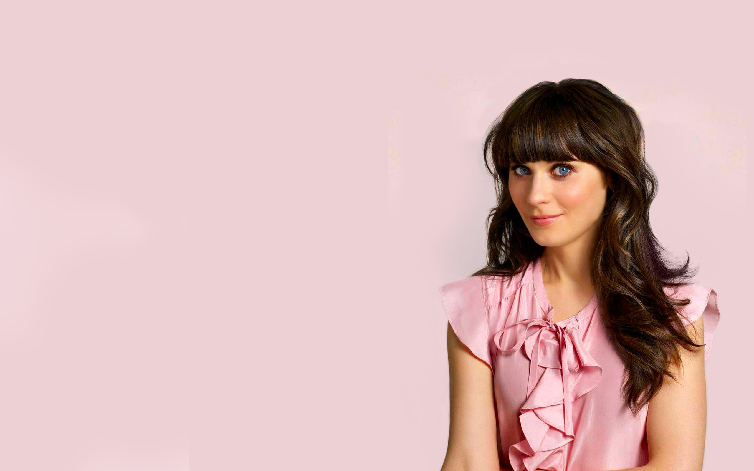 Download mobile wallpaper Pink, Face, Celebrity, Zooey Deschanel for free.