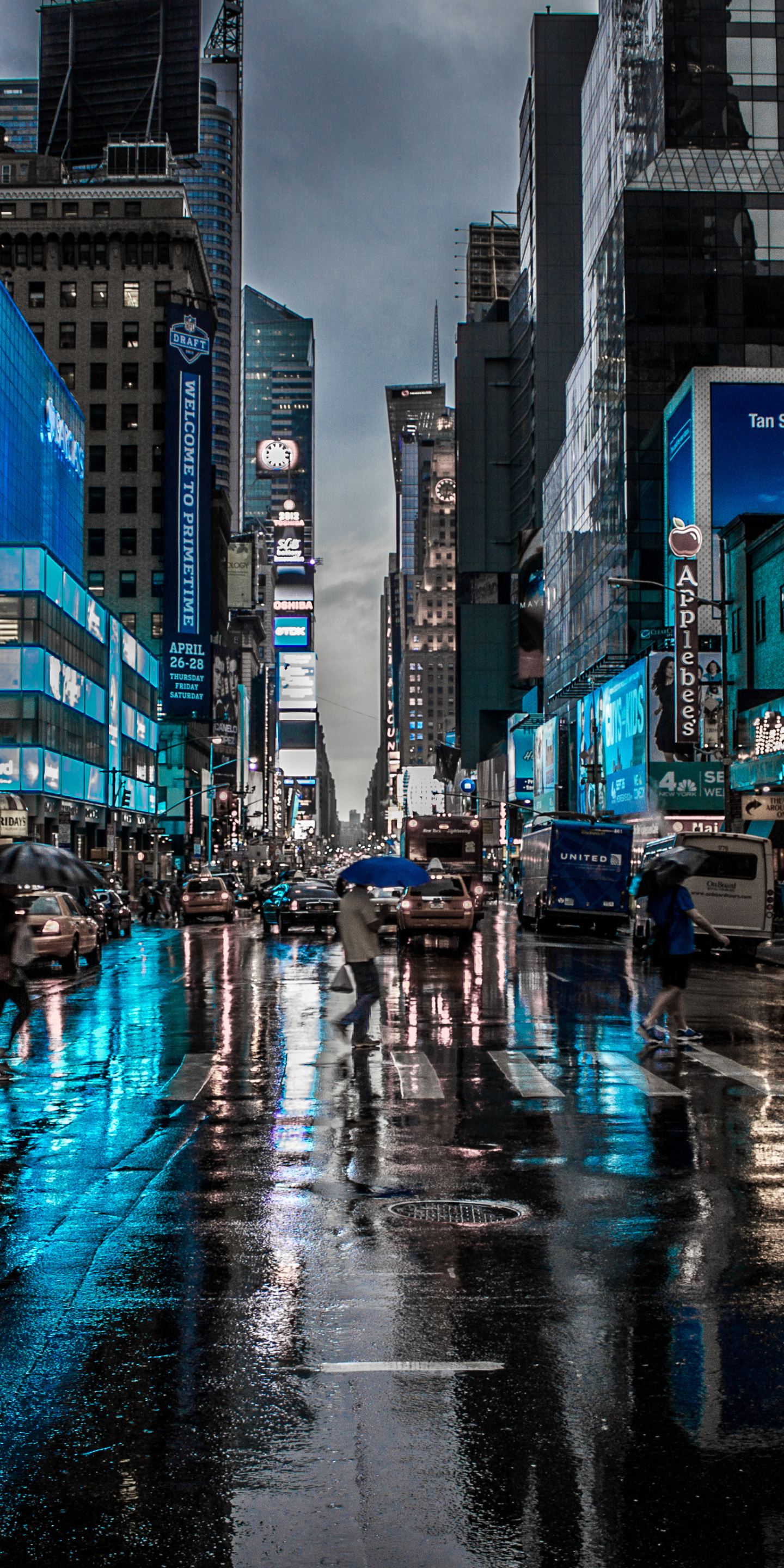 Handy-Wallpaper Städte, Regen, Stadt, New York, Nacht, Menschengemacht, Großstadt kostenlos herunterladen.