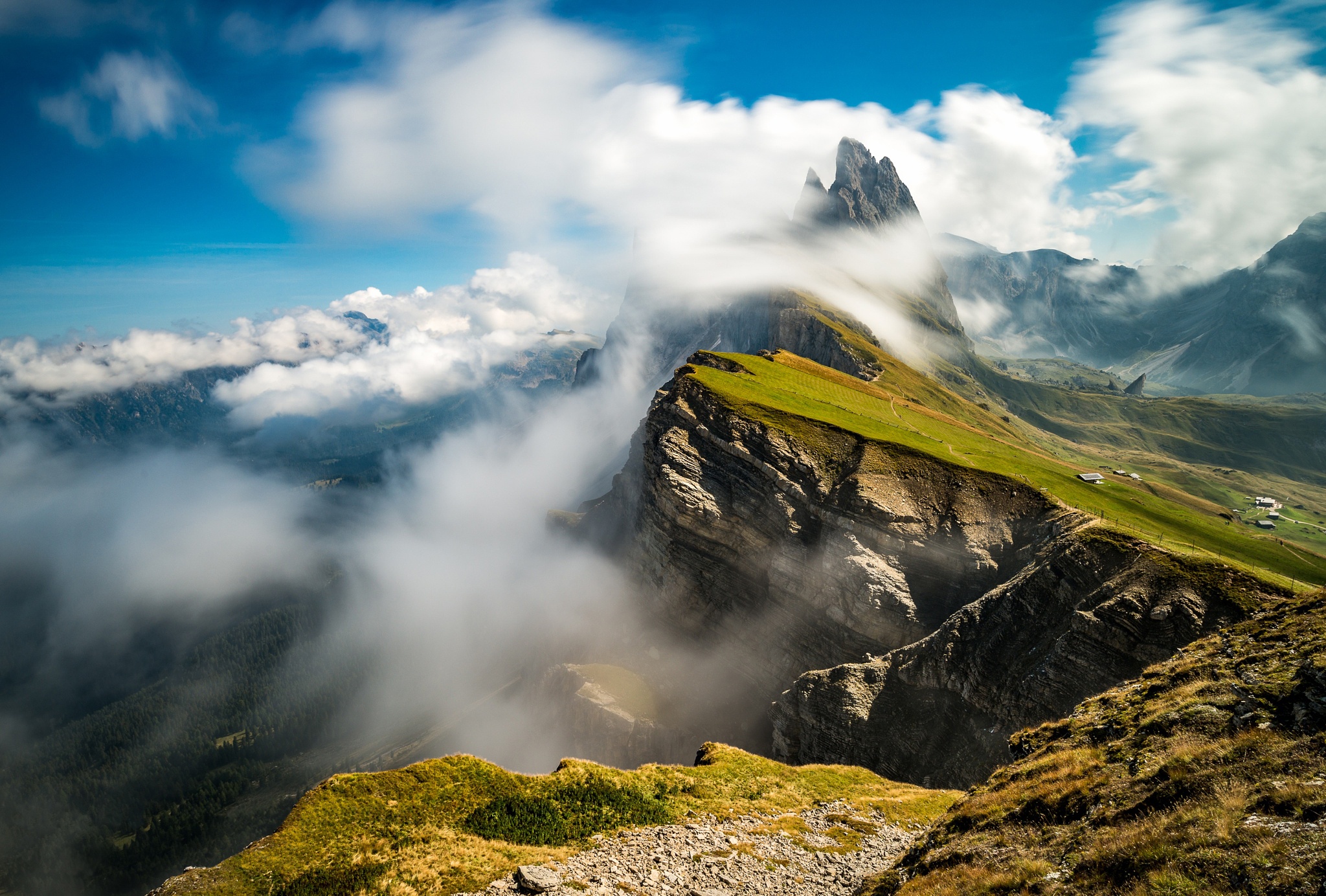 Baixar papel de parede para celular de Paisagem, Natureza, Montanhas, Montanha, Alpes, Penhasco, Panorama, Nuvem, Fotografia gratuito.