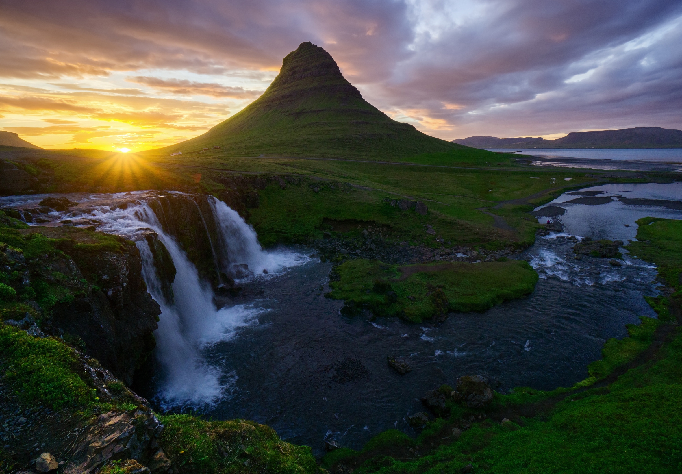 Laden Sie das Sonnenaufgang, Island, Erde/natur, Kirkjufell-Bild kostenlos auf Ihren PC-Desktop herunter