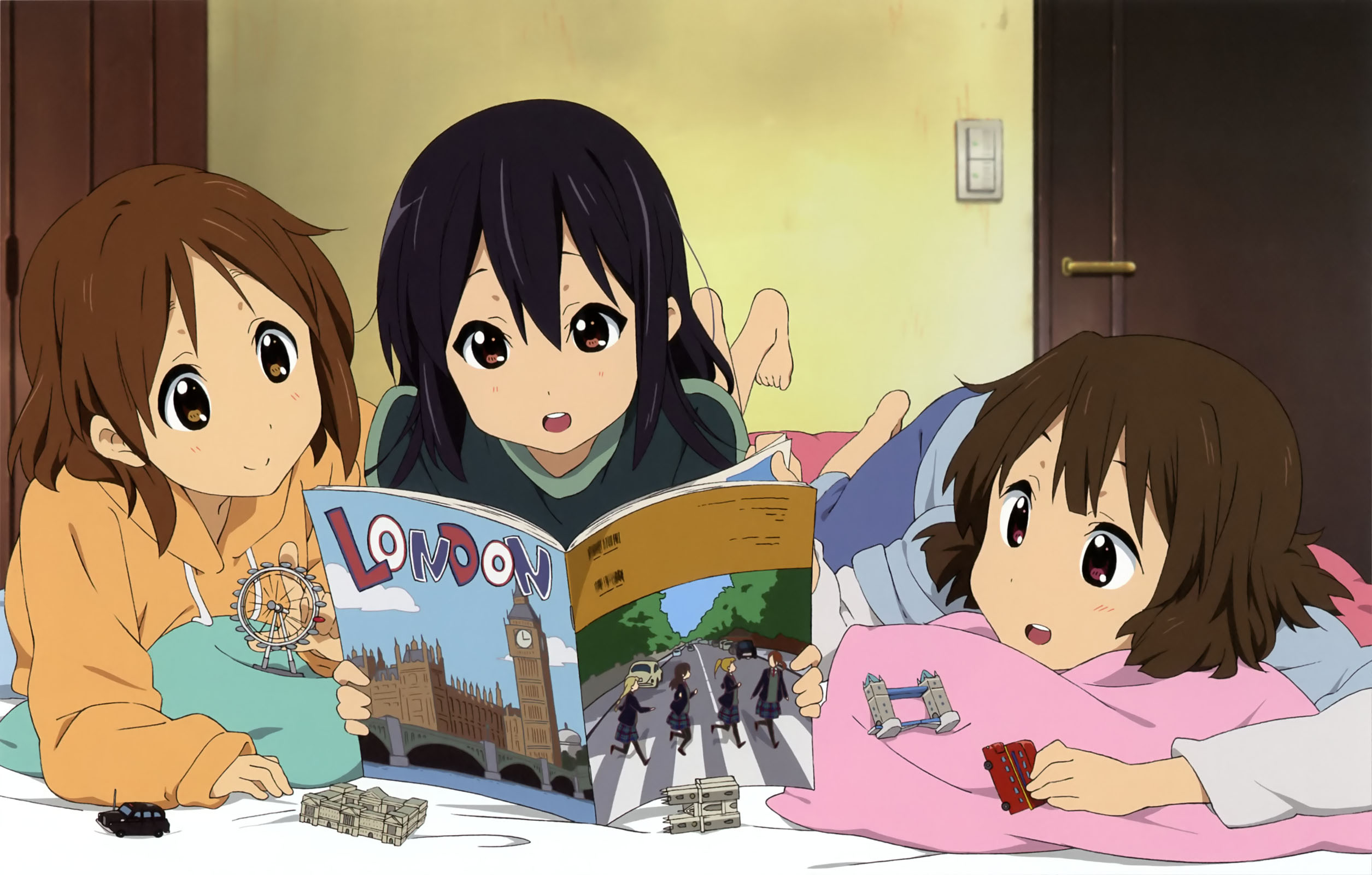 Handy-Wallpaper Animes, Mio Akiyama, K On!, Ritsu Tainaka, Yui Hirasawa kostenlos herunterladen.