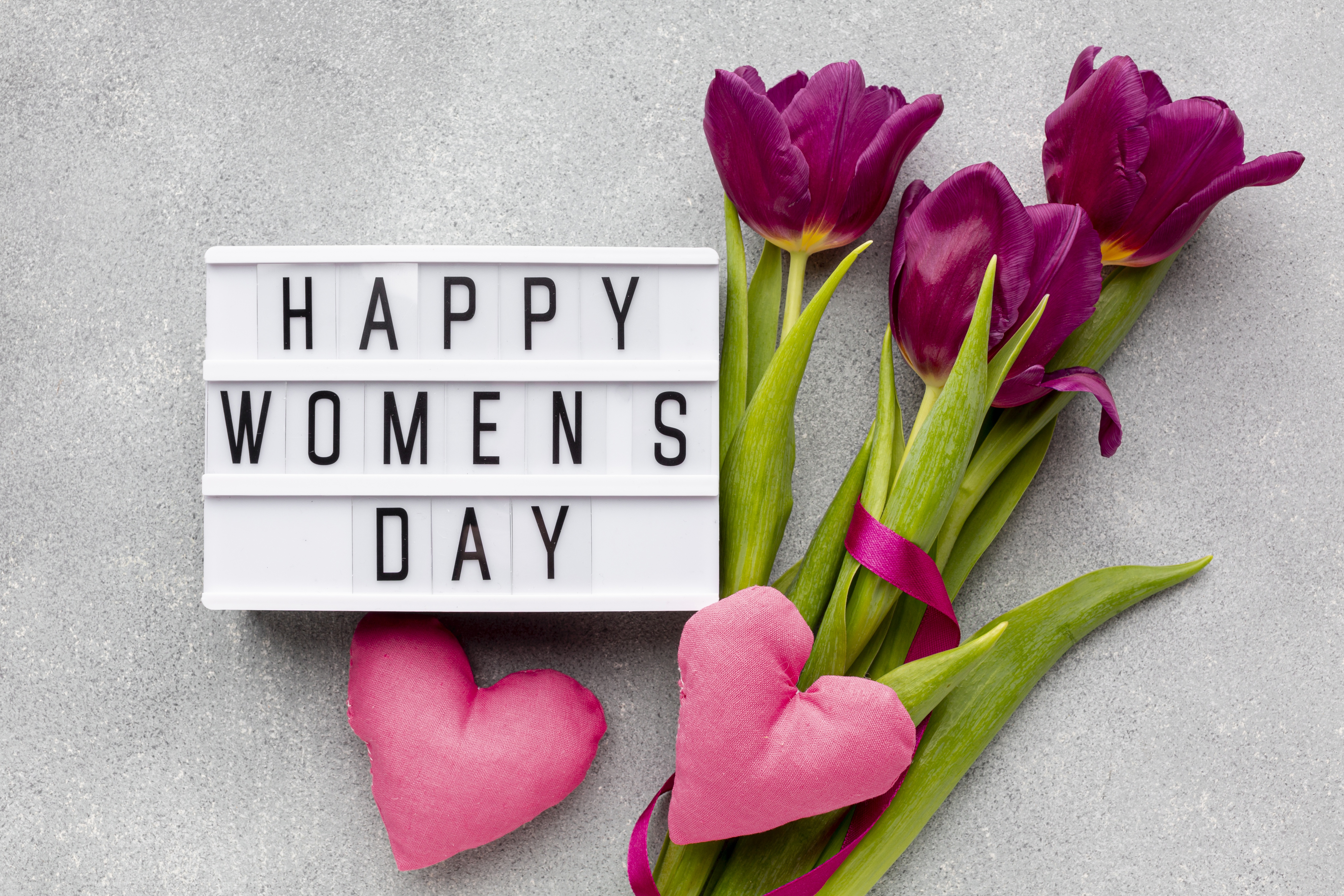 1063600 baixar papel de parede feriados, dia internacional da mulher, feliz dia da mulher, tulipa - protetores de tela e imagens gratuitamente