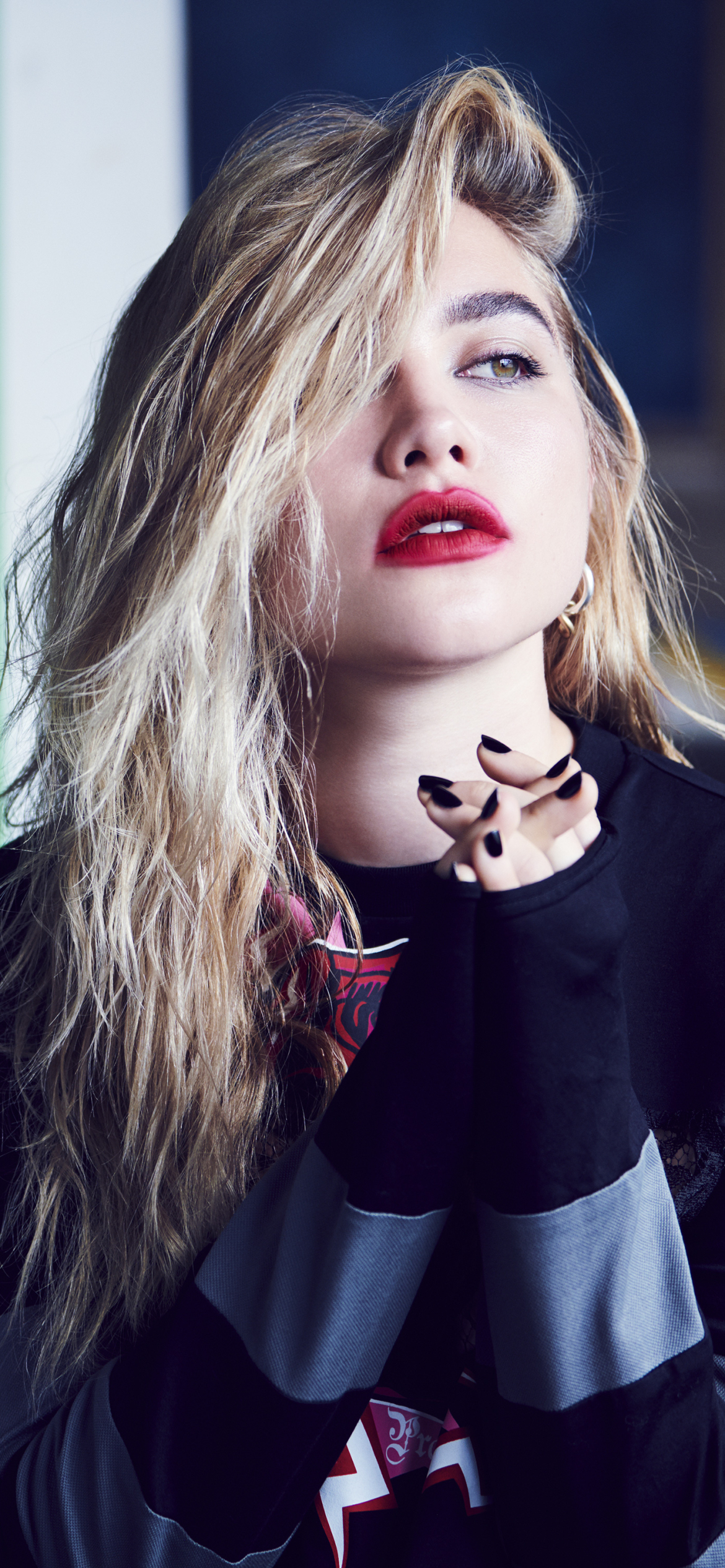 Download mobile wallpaper Blonde, English, Celebrity, Actress, Lipstick, Florence Pugh for free.