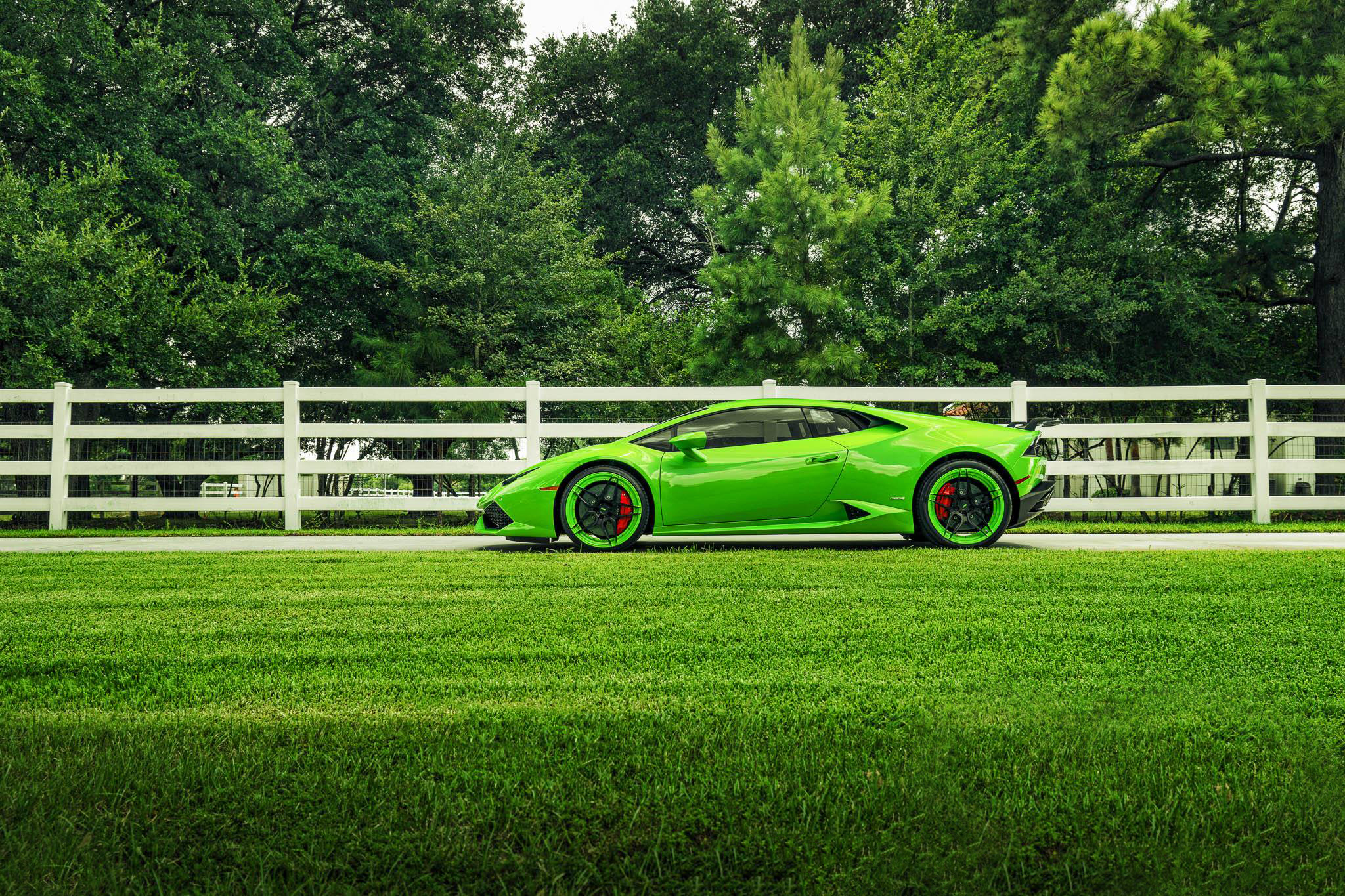 Laden Sie das Lamborghini, Fahrzeuge, Grünes Auto, Lamborghini Huracán-Bild kostenlos auf Ihren PC-Desktop herunter