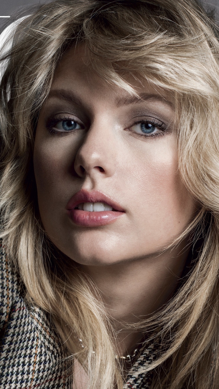 Download mobile wallpaper Music, Close Up, Singer, Blonde, Face, Blue Eyes, American, Taylor Swift, Lipstick for free.