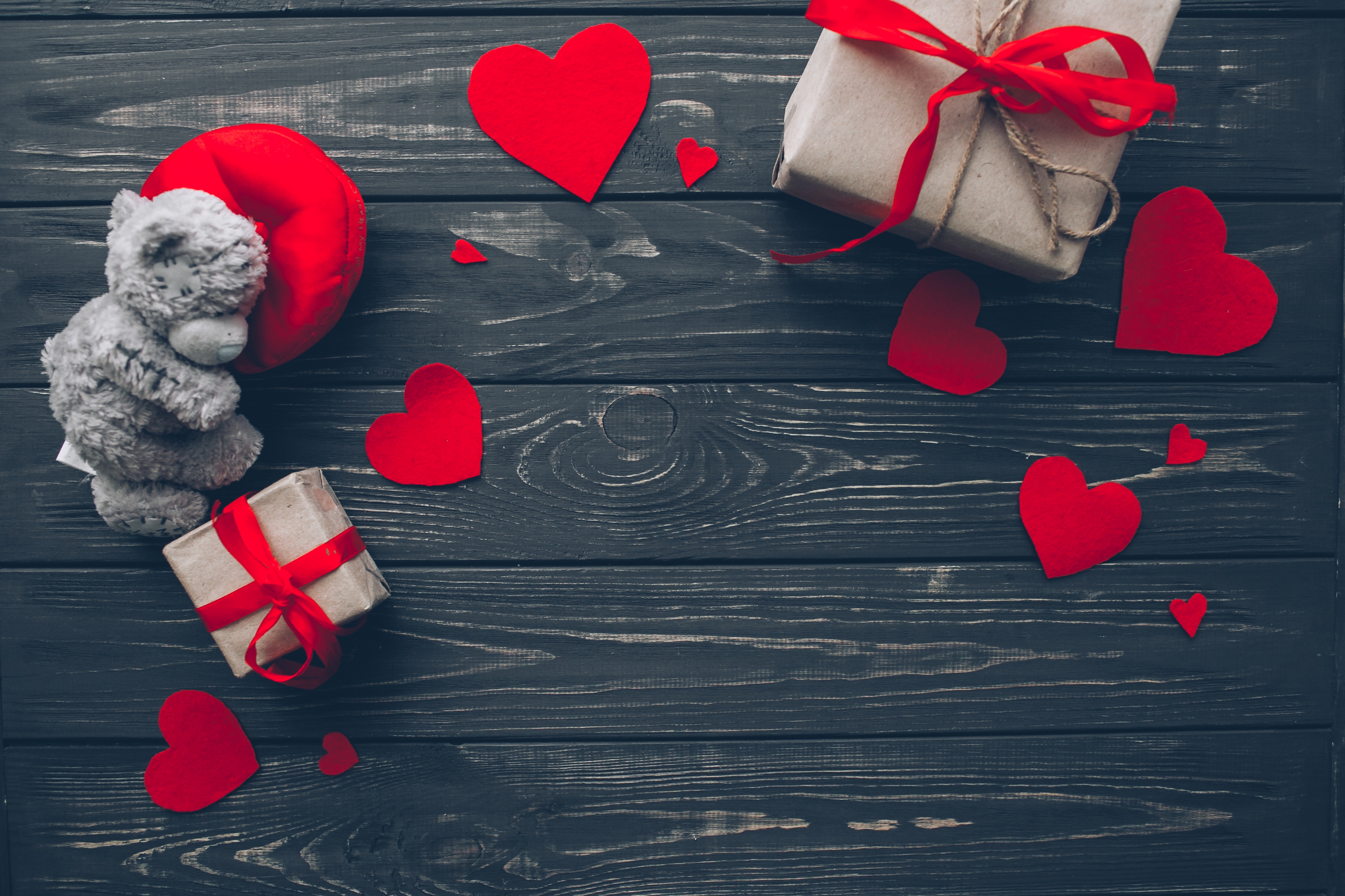 Laden Sie das Feiertage, Valentinstag, Geschenk, Herz, Stillleben, Kuscheltier-Bild kostenlos auf Ihren PC-Desktop herunter