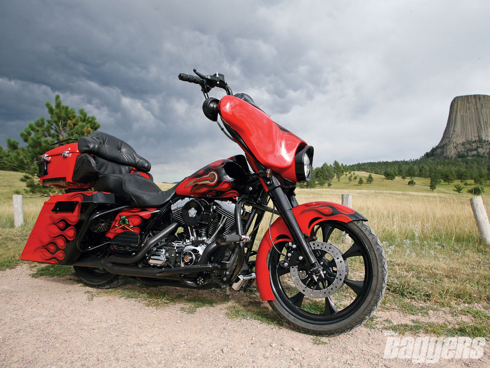 Laden Sie das Harley Davidson, Motorräder, Fahrzeuge-Bild kostenlos auf Ihren PC-Desktop herunter