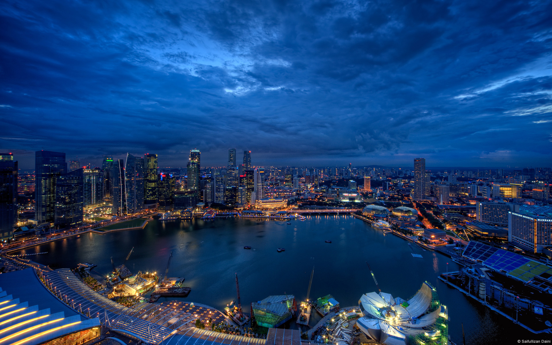 無料モバイル壁紙都市, 街, ボート, 建物, シンガポール, 夜, マンメイド, クラウド, 街並みをダウンロードします。
