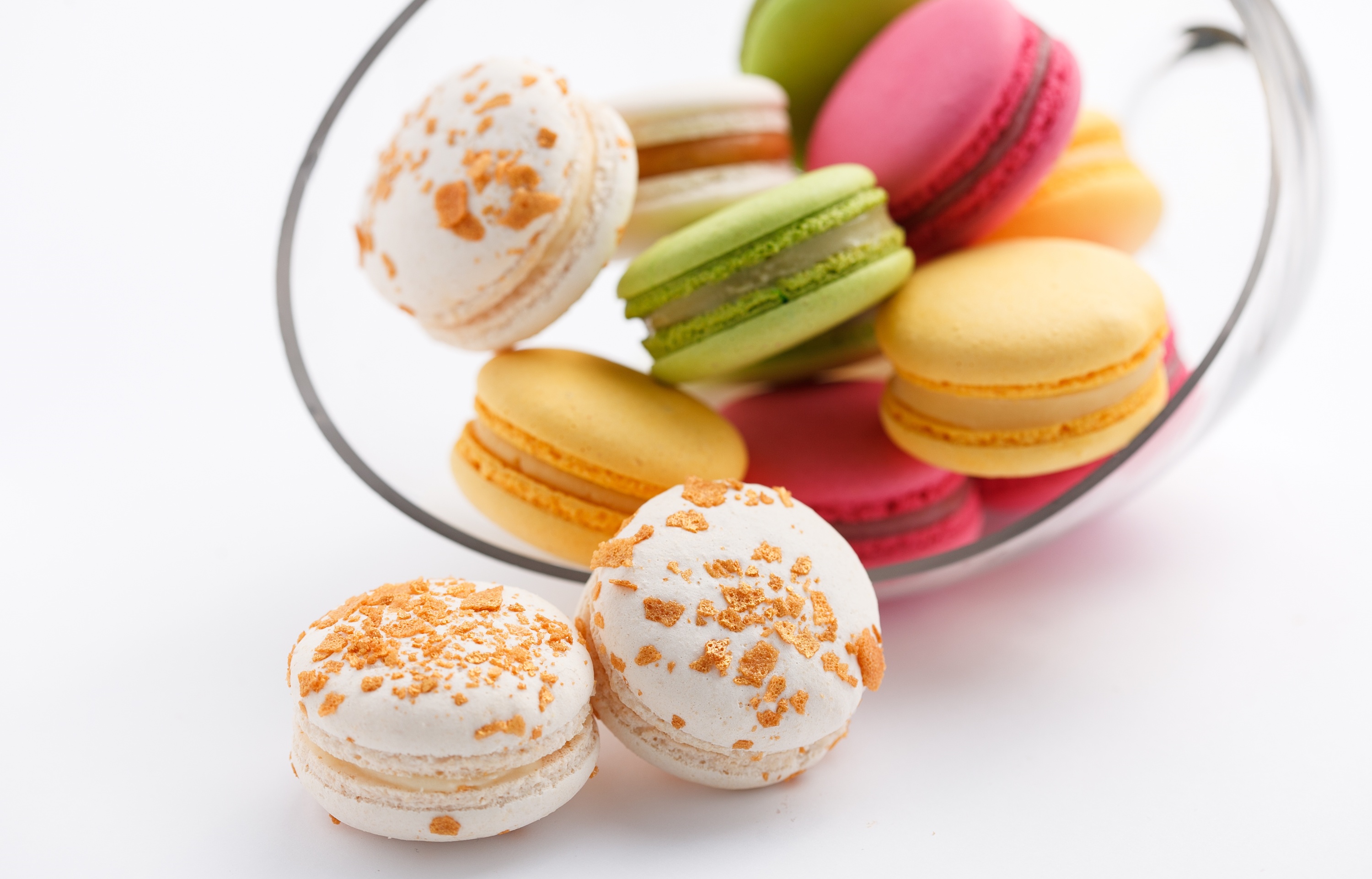 Download mobile wallpaper Food, Sweets, Macaron for free.