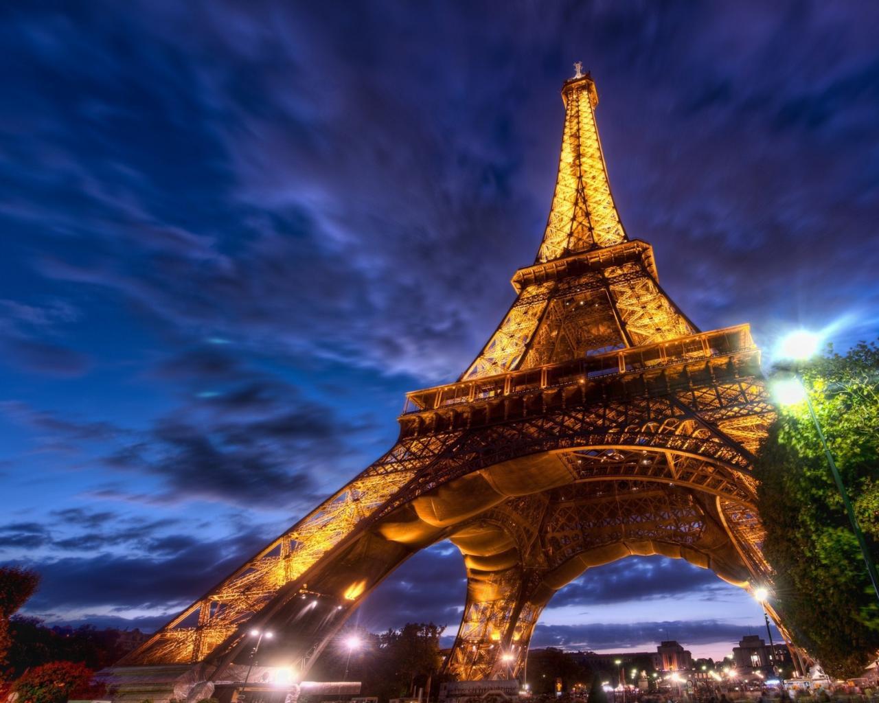 Download mobile wallpaper Paris, Landscape, Cities, Eiffel Tower, Night for free.