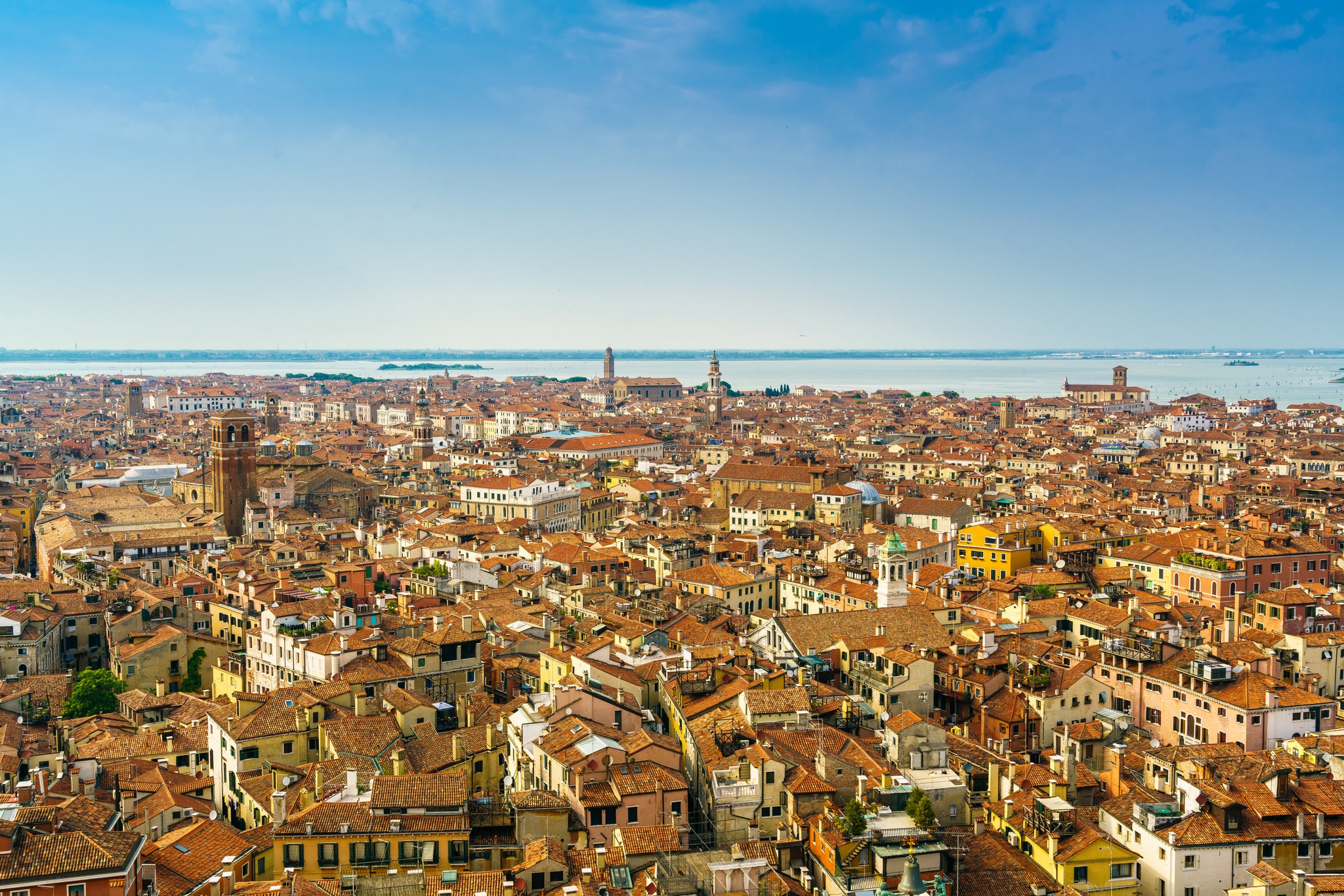 Download mobile wallpaper Cities, Sky, Italy, Venice, City, Building, Horizon, House, Man Made for free.
