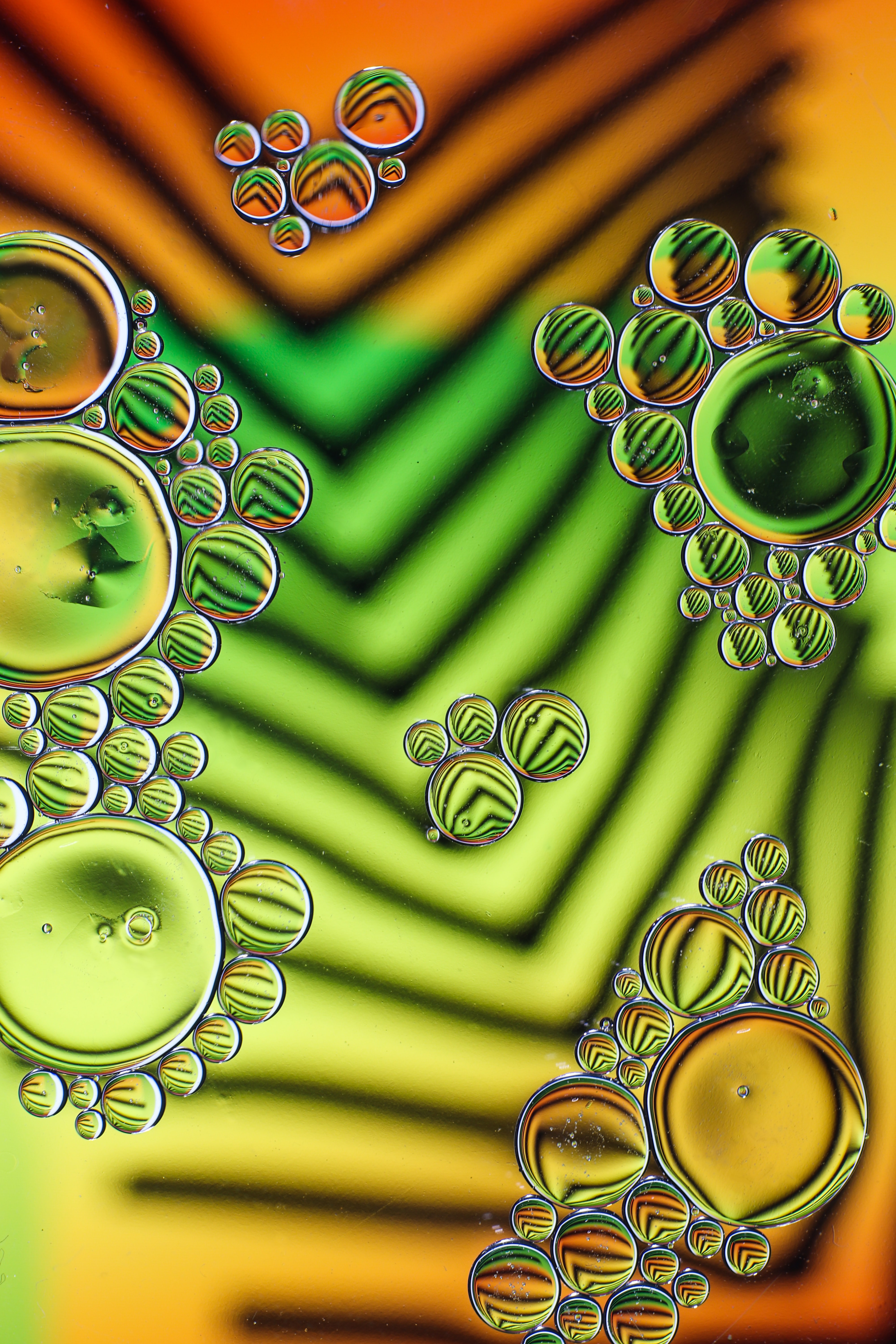 Free download wallpaper Reflection, Bubbles, Drops, Motley, Macro, Multicolored, Liquid on your PC desktop