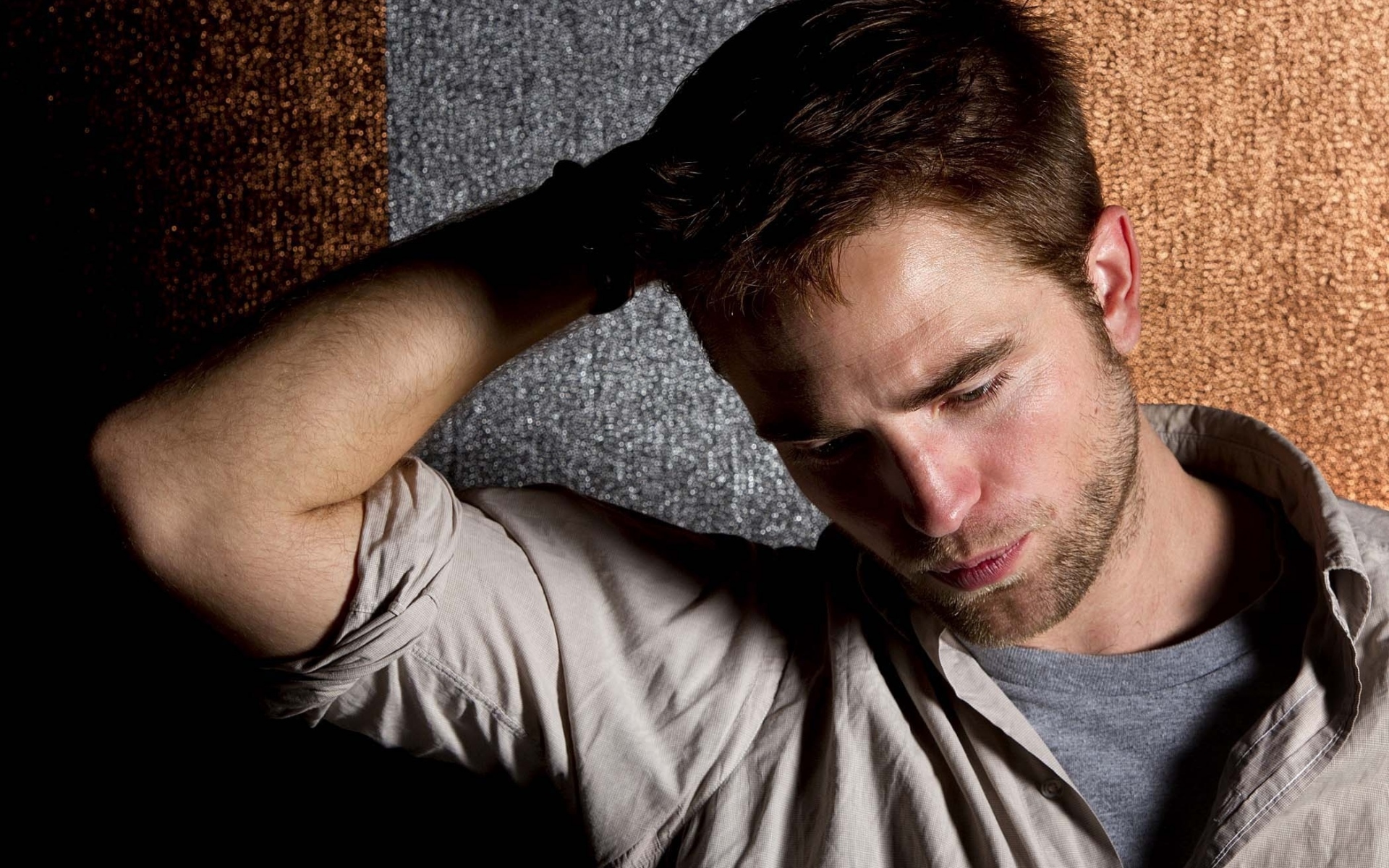 Baixar papel de parede para celular de Robert Pattinson, Barba, Celebridade, Ator gratuito.