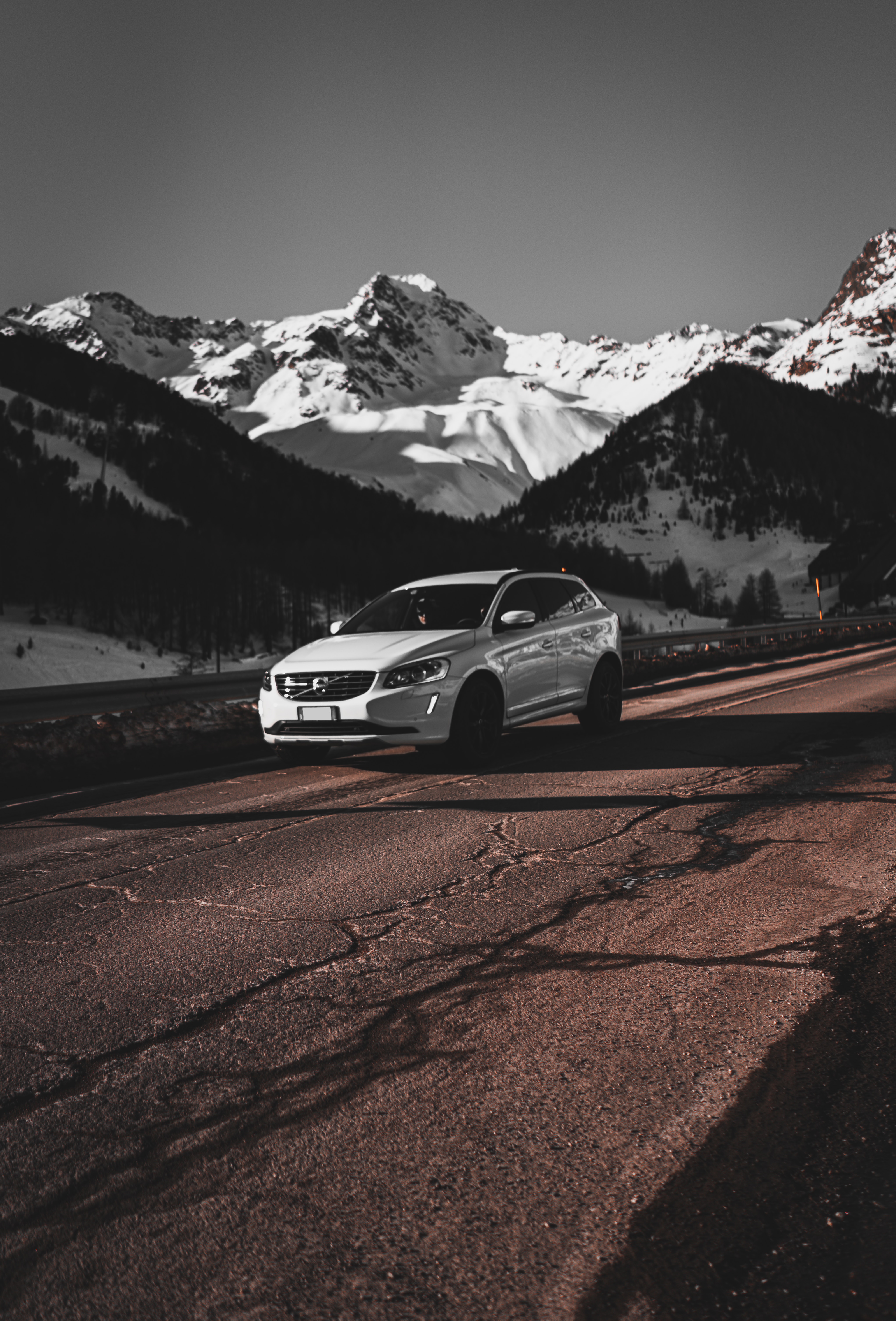 Download mobile wallpaper Snow, Road, Car, Machine, Mountains, Cars for free.