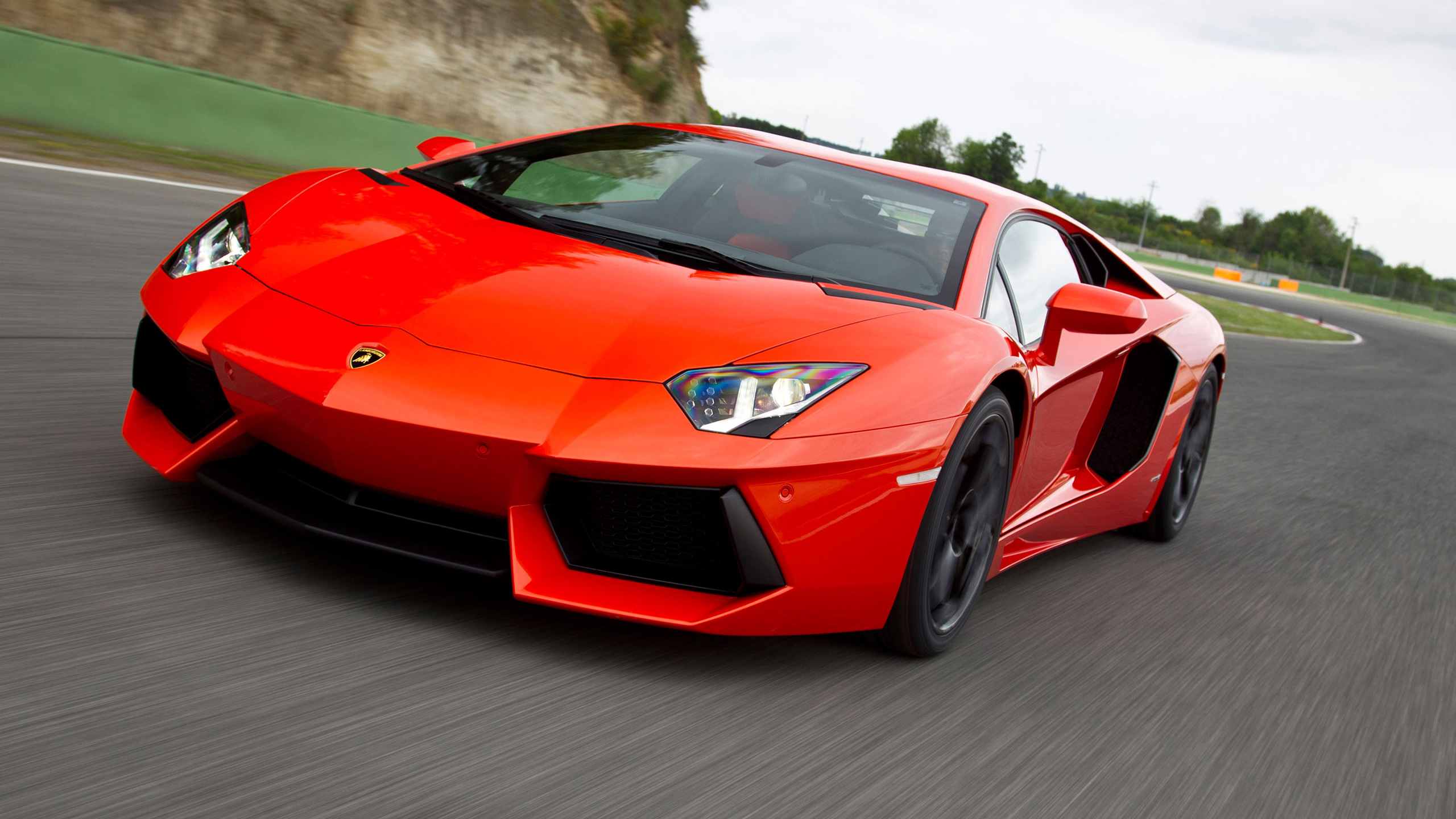 Download mobile wallpaper Lamborghini, Lamborghini Aventador, Vehicles for free.