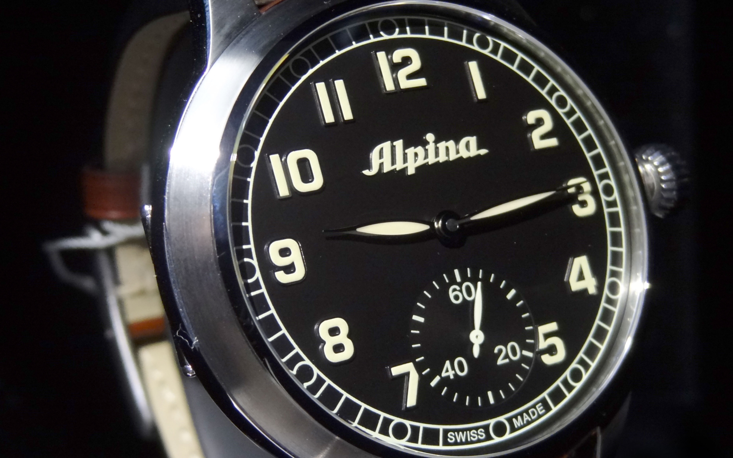 Laden Sie Alpina Uhren HD-Desktop-Hintergründe herunter