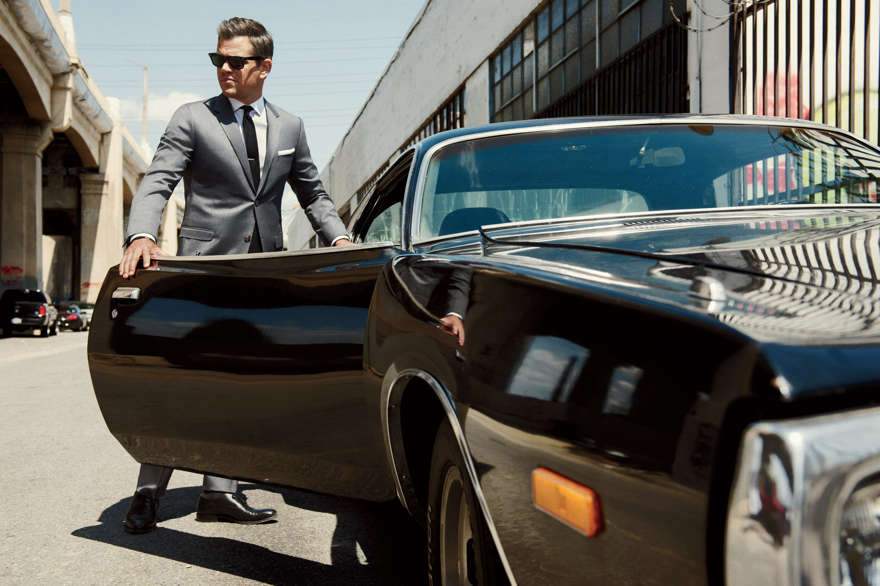 Download mobile wallpaper Matt Damon, Car, Sunglasses, American, Suit, Celebrity, Actor for free.