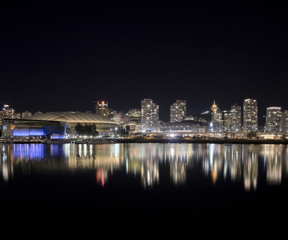 Скачать картинку Города, Город, Канада, Ванкувер, Сделано Человеком, Торре Де Пари в телефон бесплатно.