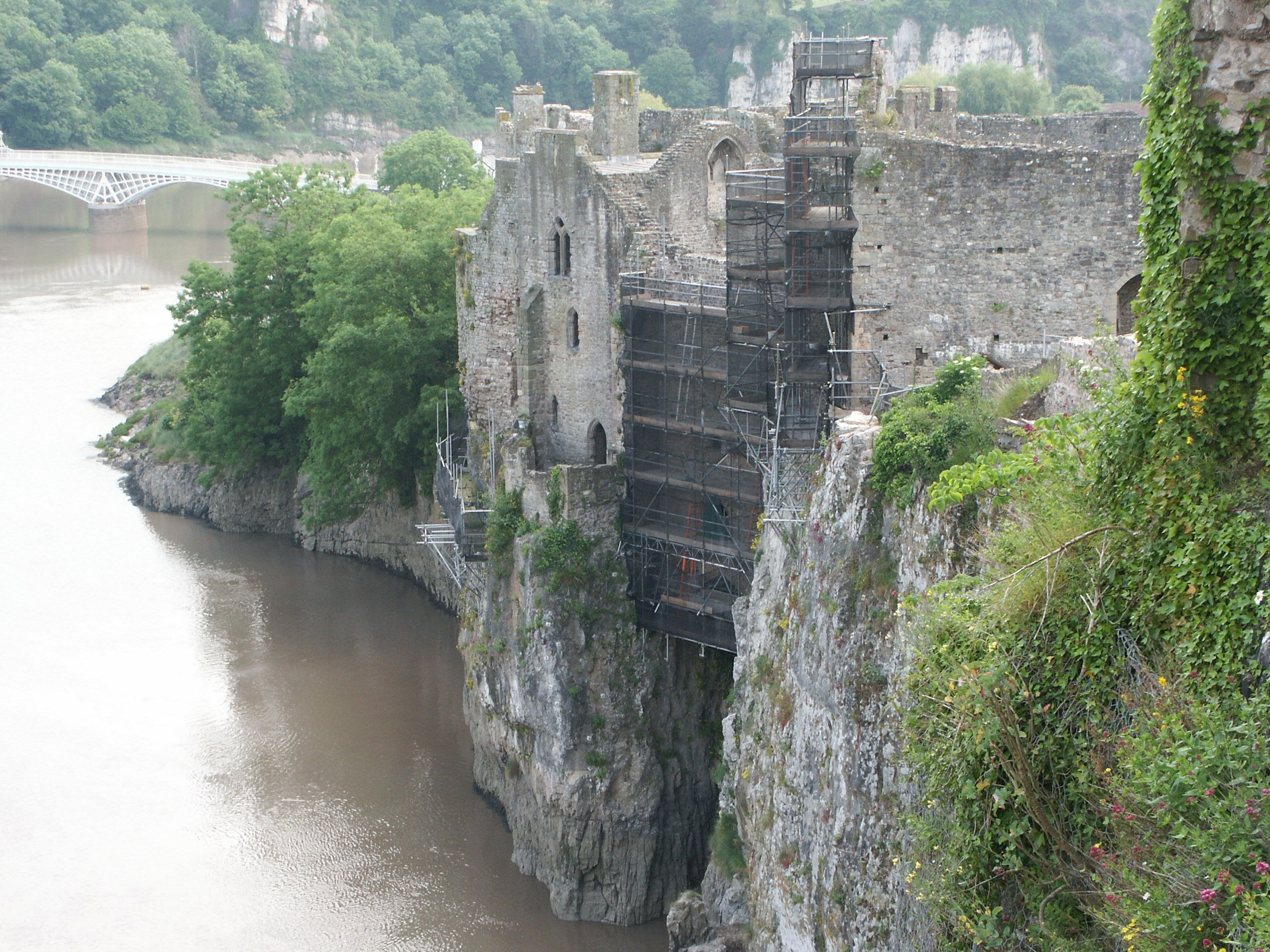 Laden Sie das Menschengemacht, Schloss-Bild kostenlos auf Ihren PC-Desktop herunter