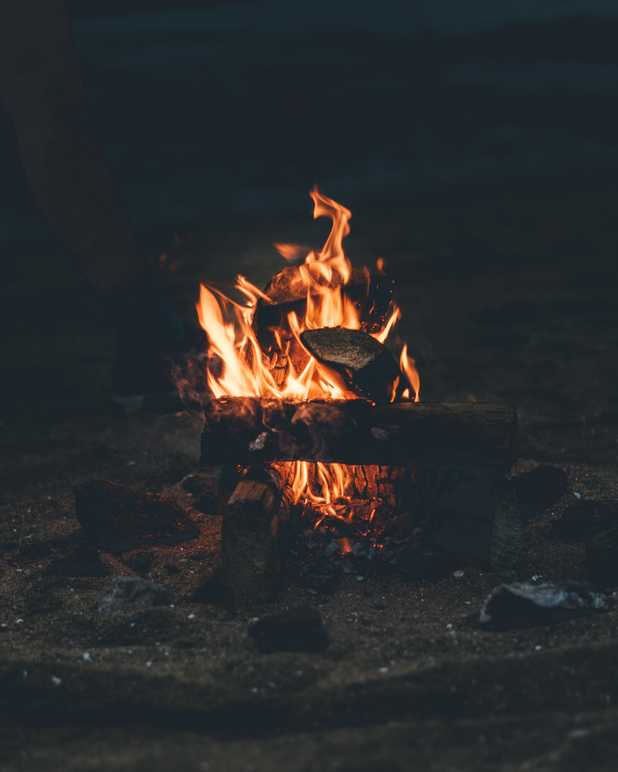 firewood, bonfire, camping, miscellaneous, campsite, fire, night, miscellanea 1080p