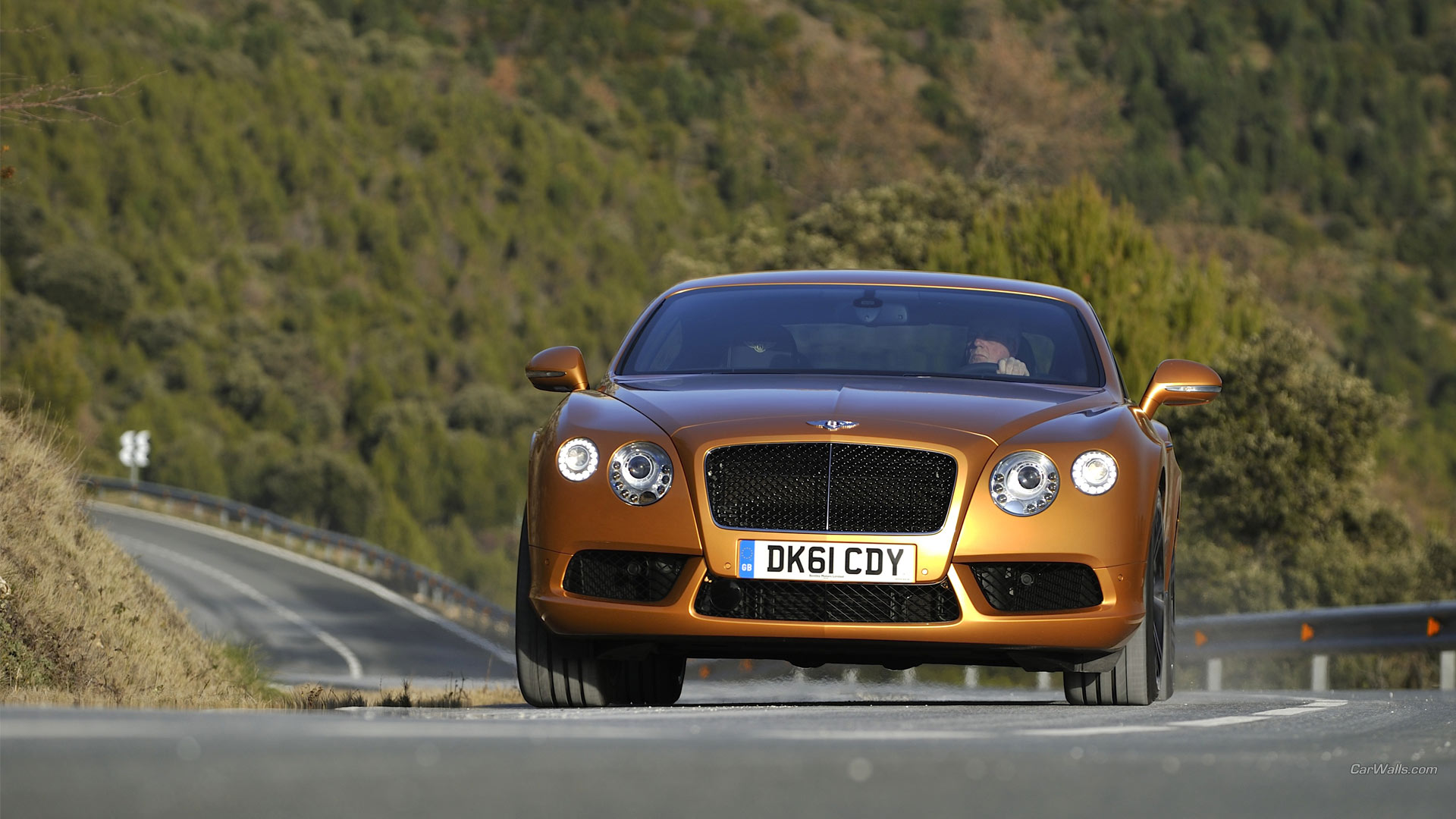 Descarga gratis la imagen Bentley, Coche, Gran Turismo, Vehículos, Retroceso Rápido, Coupé, Bentley Continental Gt V8, Coche Marrón en el escritorio de tu PC