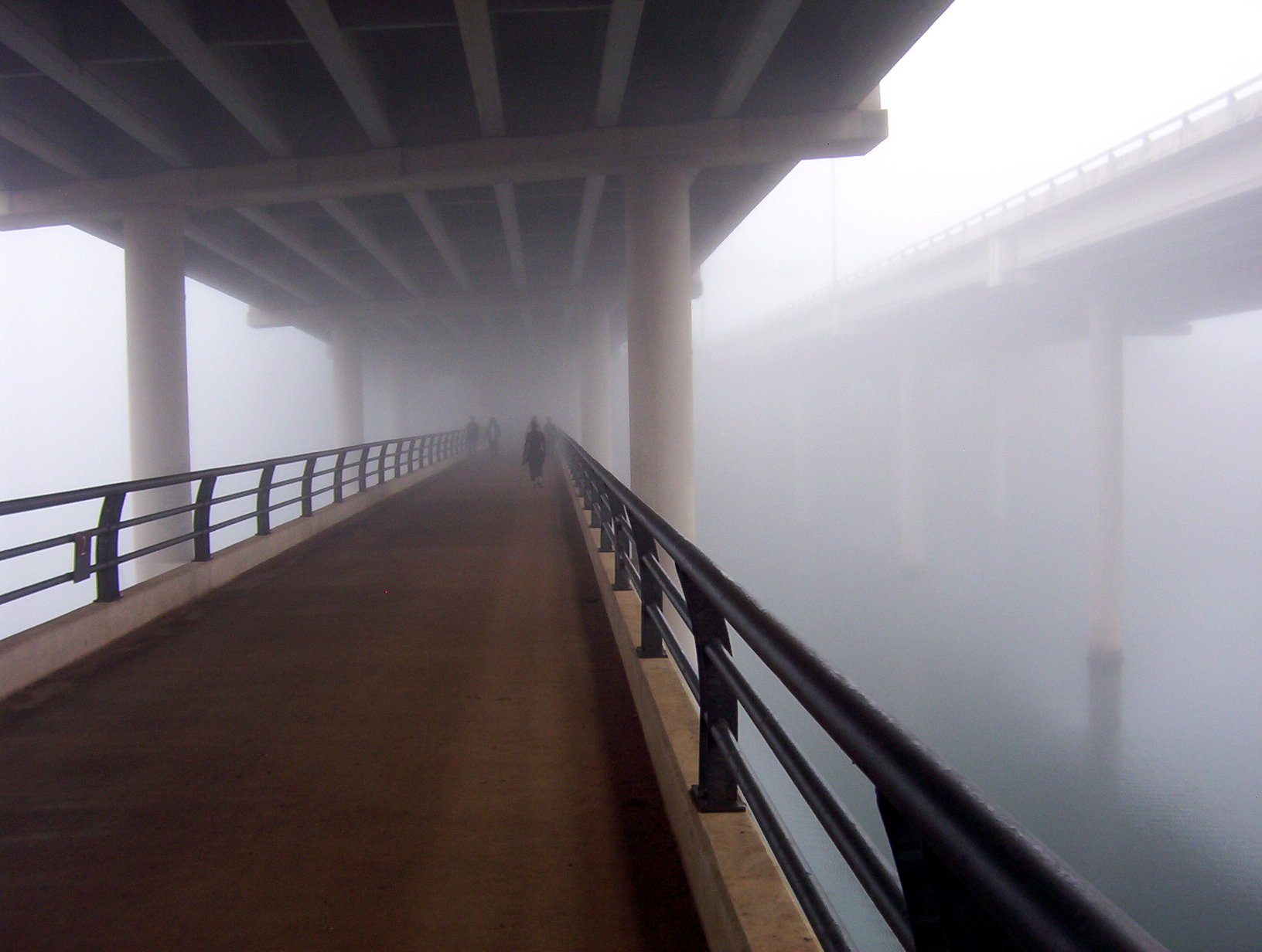 Laden Sie das Nebel, Brücke, Brücken, Menschengemacht-Bild kostenlos auf Ihren PC-Desktop herunter