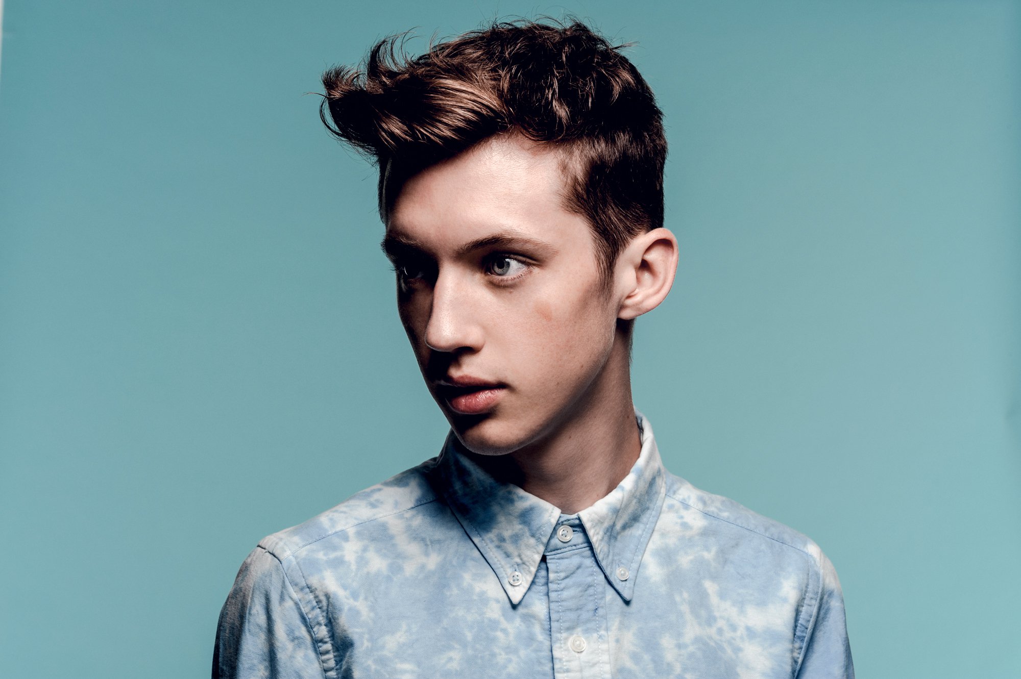 Download mobile wallpaper Music, Troye Sivan for free.