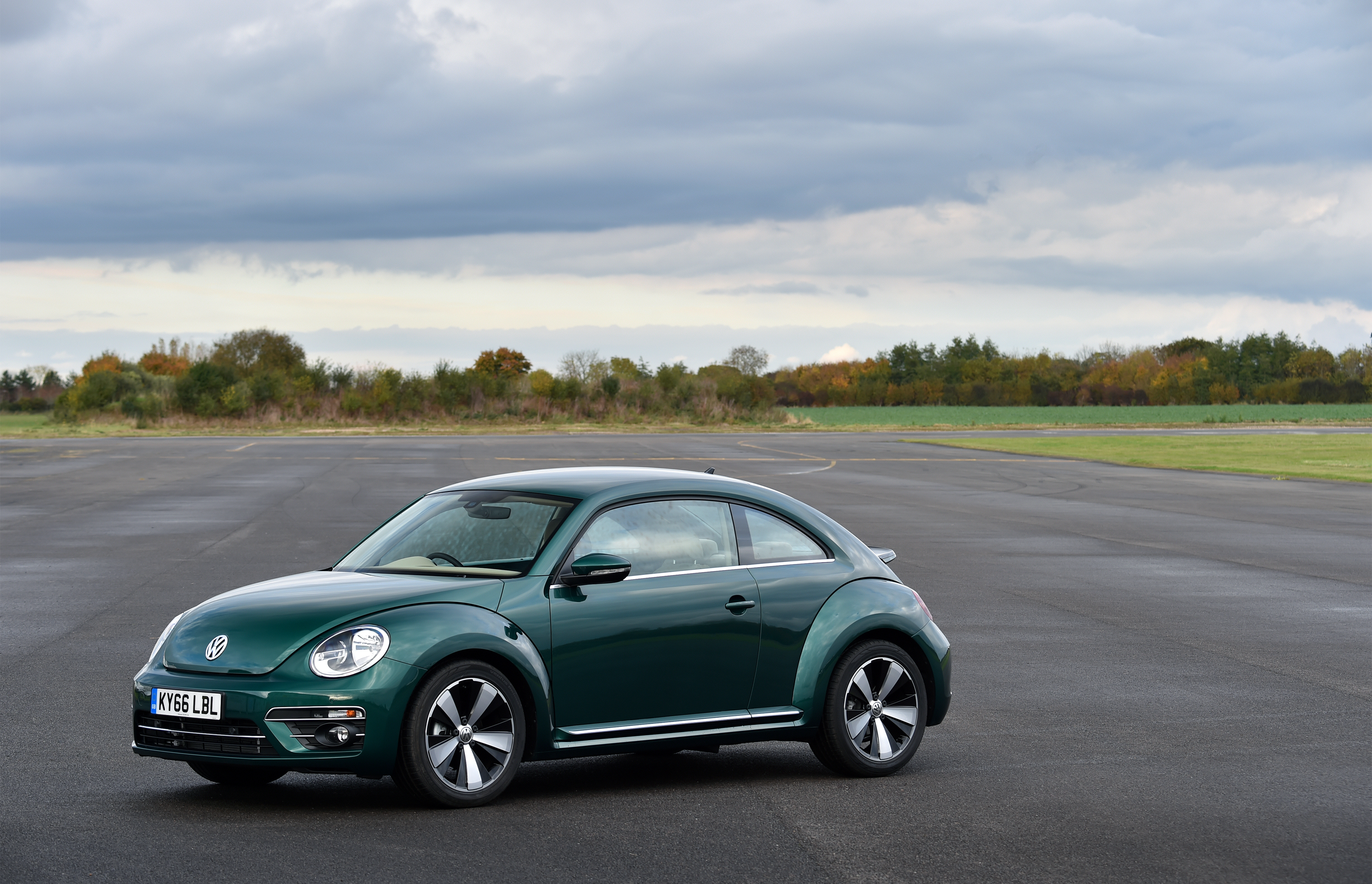 Download mobile wallpaper Volkswagen, Car, Volkswagen Beetle, Vehicles, Green Car for free.