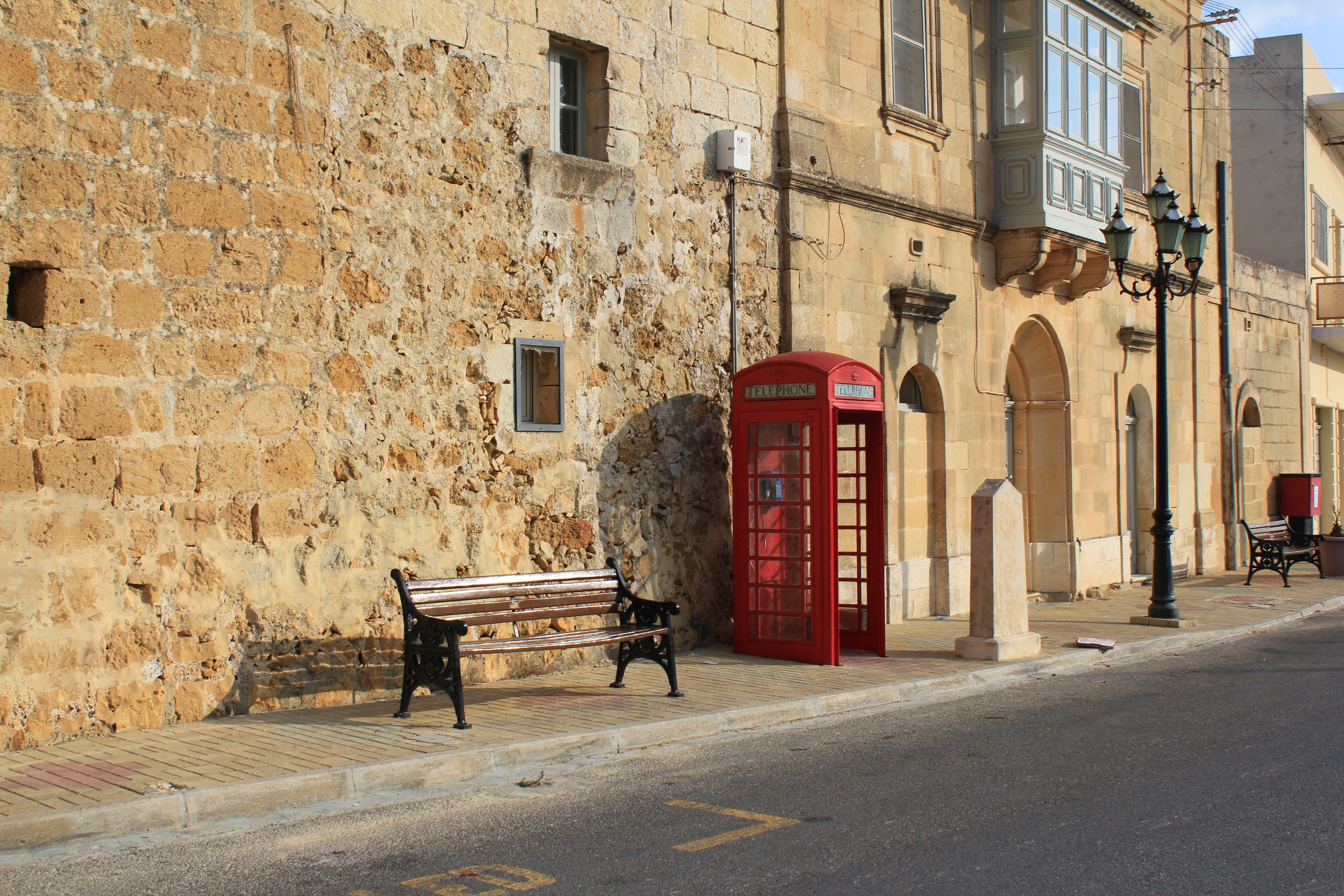 man made, marsaxlokk