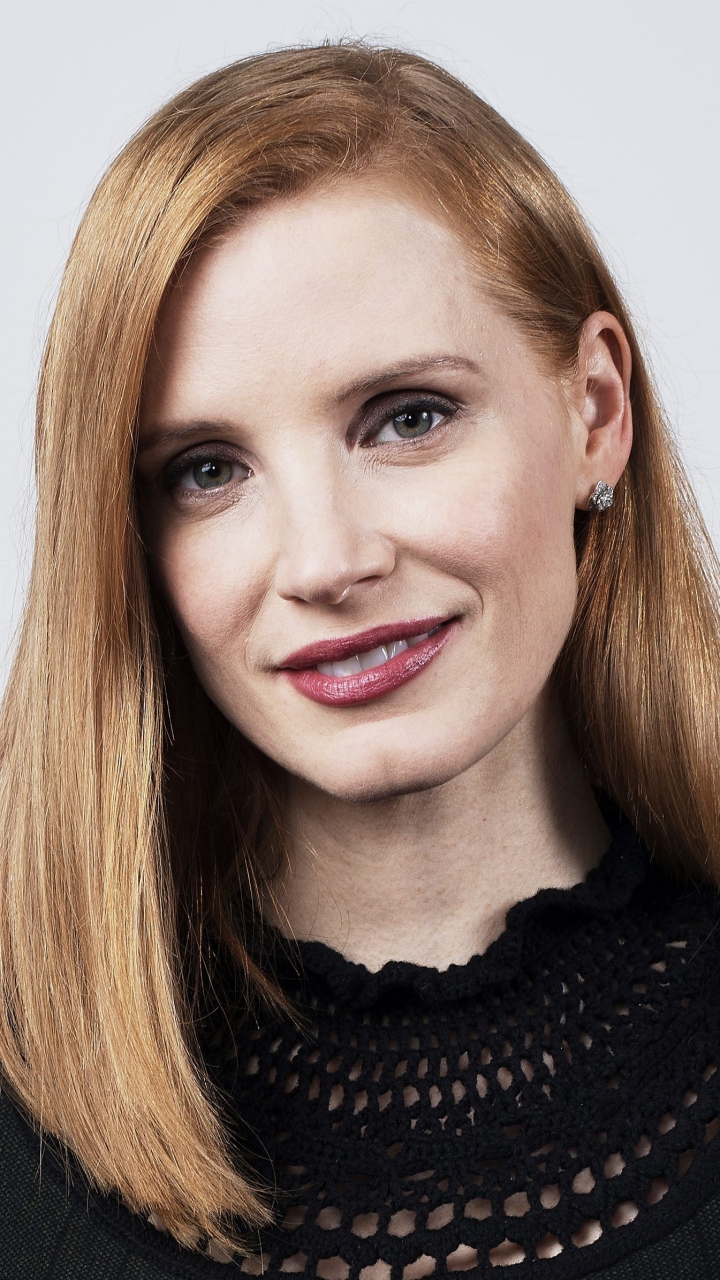 Download mobile wallpaper Smile, Redhead, Face, Blue Eyes, American, Celebrity, Actress, Jessica Chastain for free.