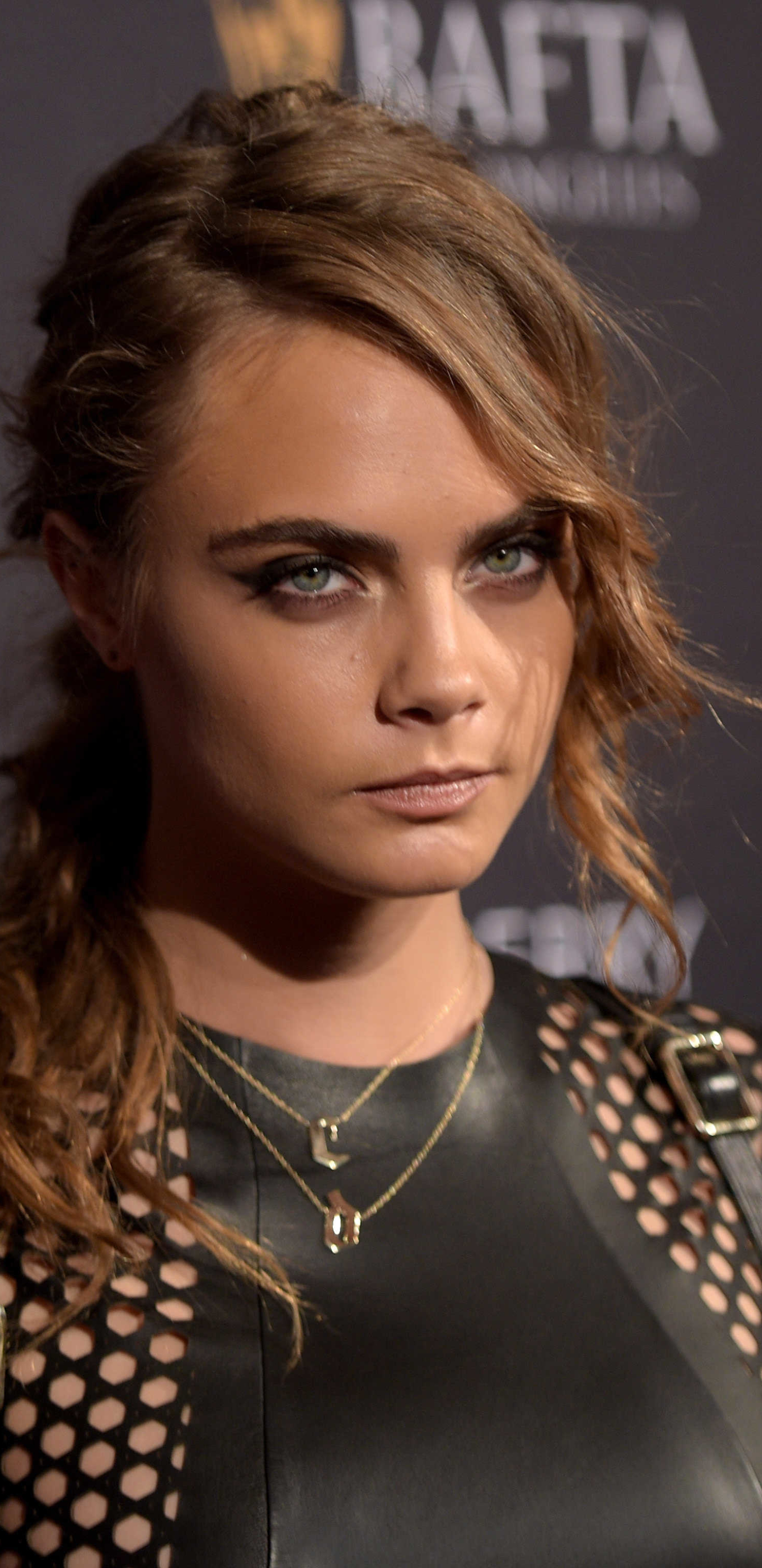 Handy-Wallpaper Berühmtheiten, Cara Delevingne kostenlos herunterladen.