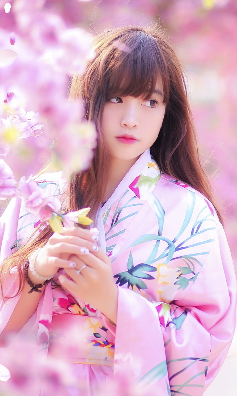 Download mobile wallpaper Blur, Kimono, Brunette, Model, Women, Blossom, Asian, Brown Eyes, Pink Flower for free.