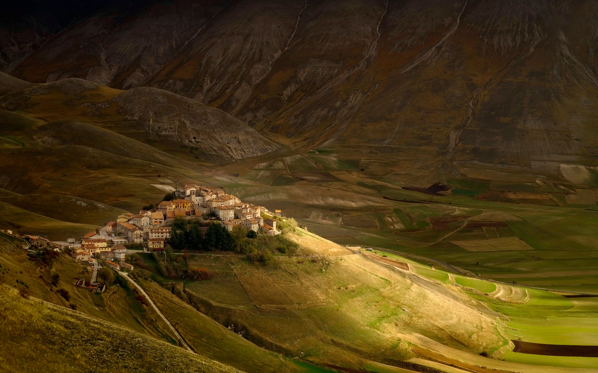 Descarga gratuita de fondo de pantalla para móvil de Pueblos, Pueblo, Hecho Por El Hombre.