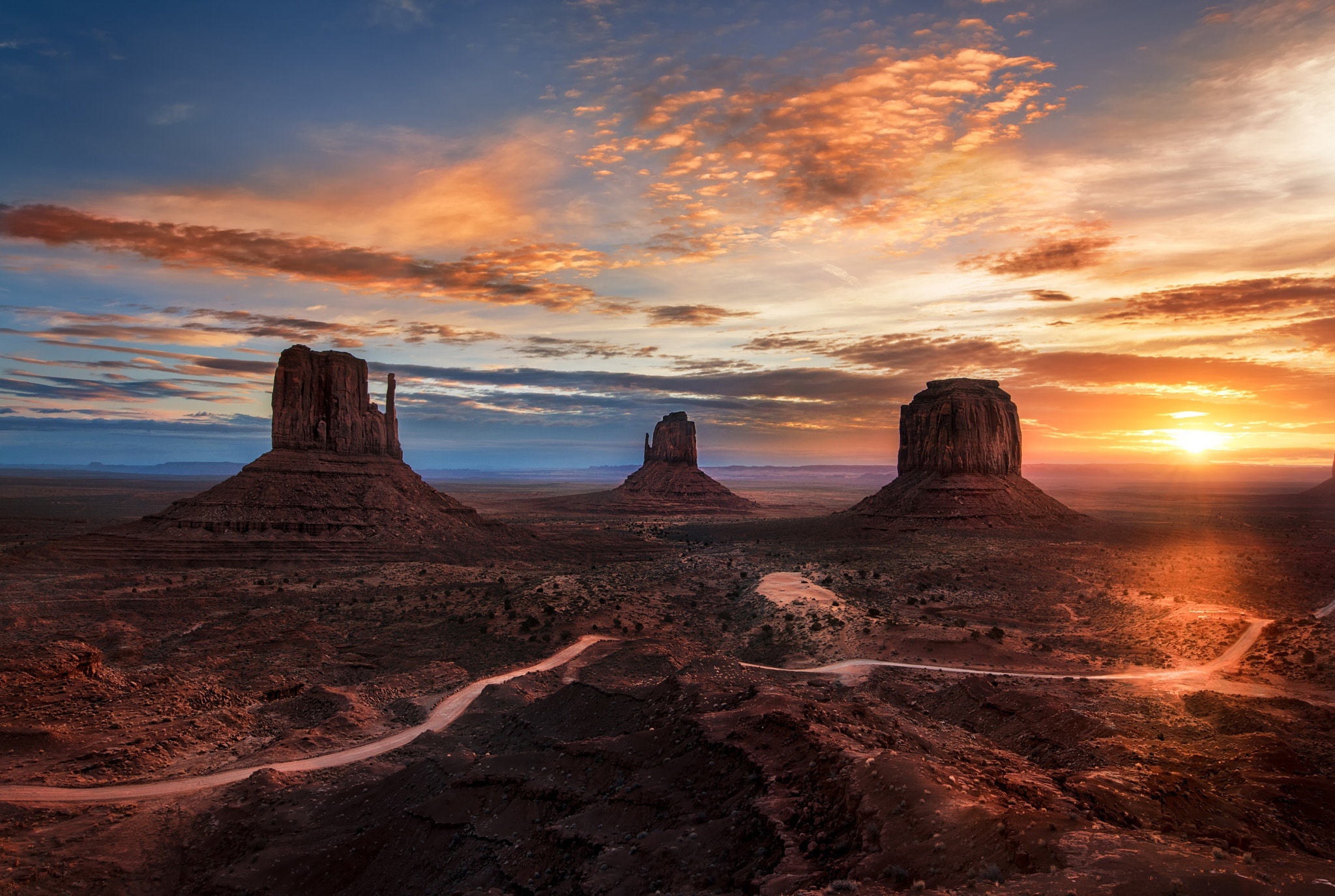 Free download wallpaper Desert, Usa, Sunrise, Earth, Monument Valley on your PC desktop