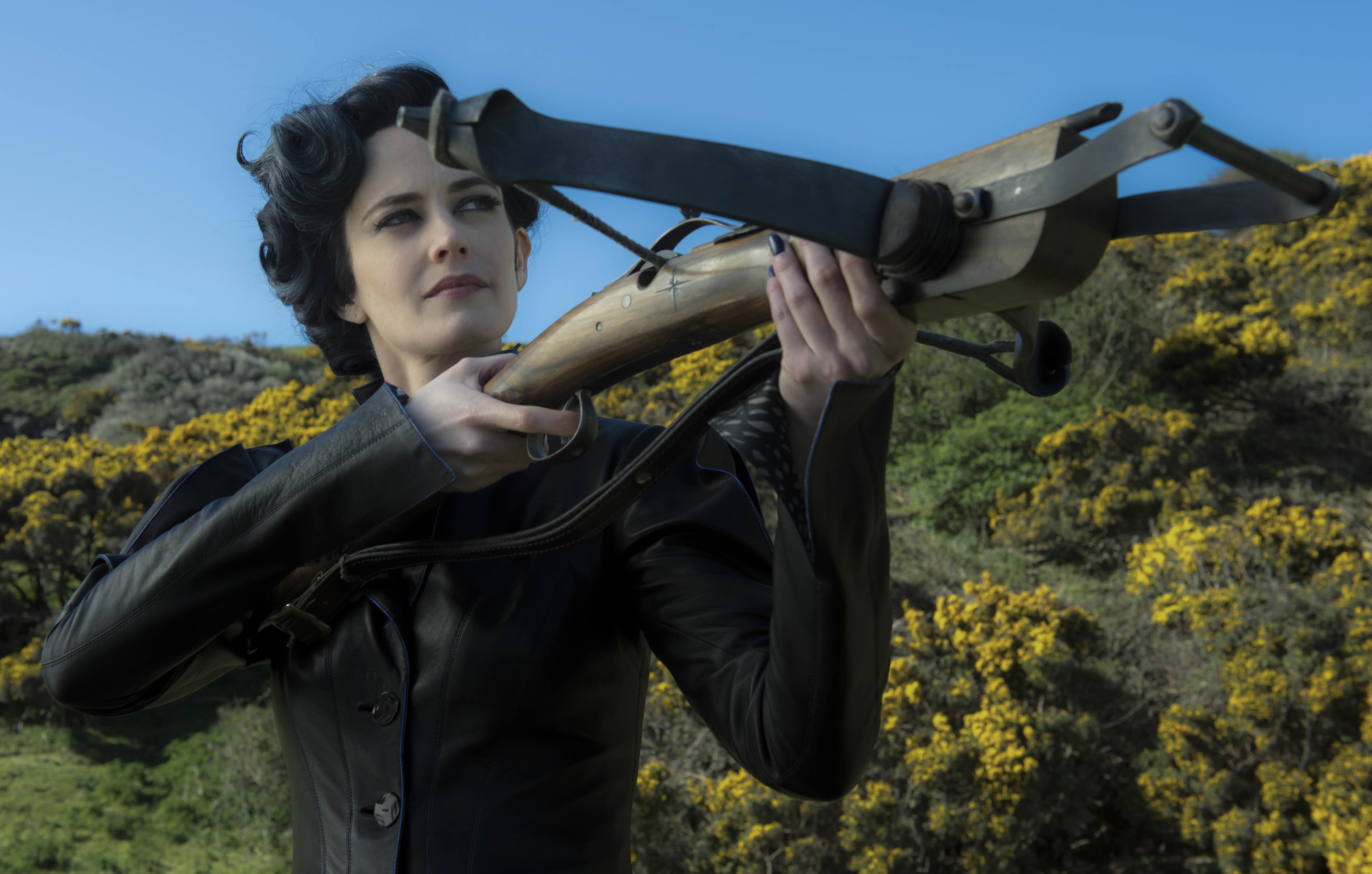 eva green, movie, miss peregrine's home for peculiar children, crossbow, miss peregrine