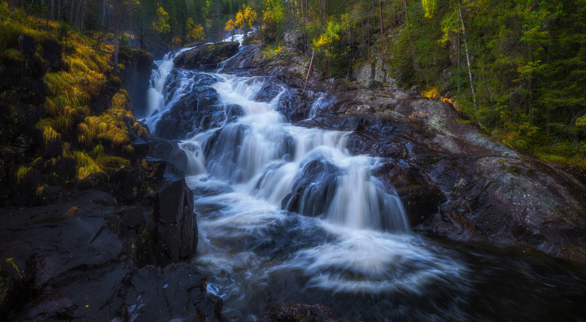 Laden Sie das Herbst, Wasserfälle, Wasserfall, Wald, Baum, Erde/natur-Bild kostenlos auf Ihren PC-Desktop herunter