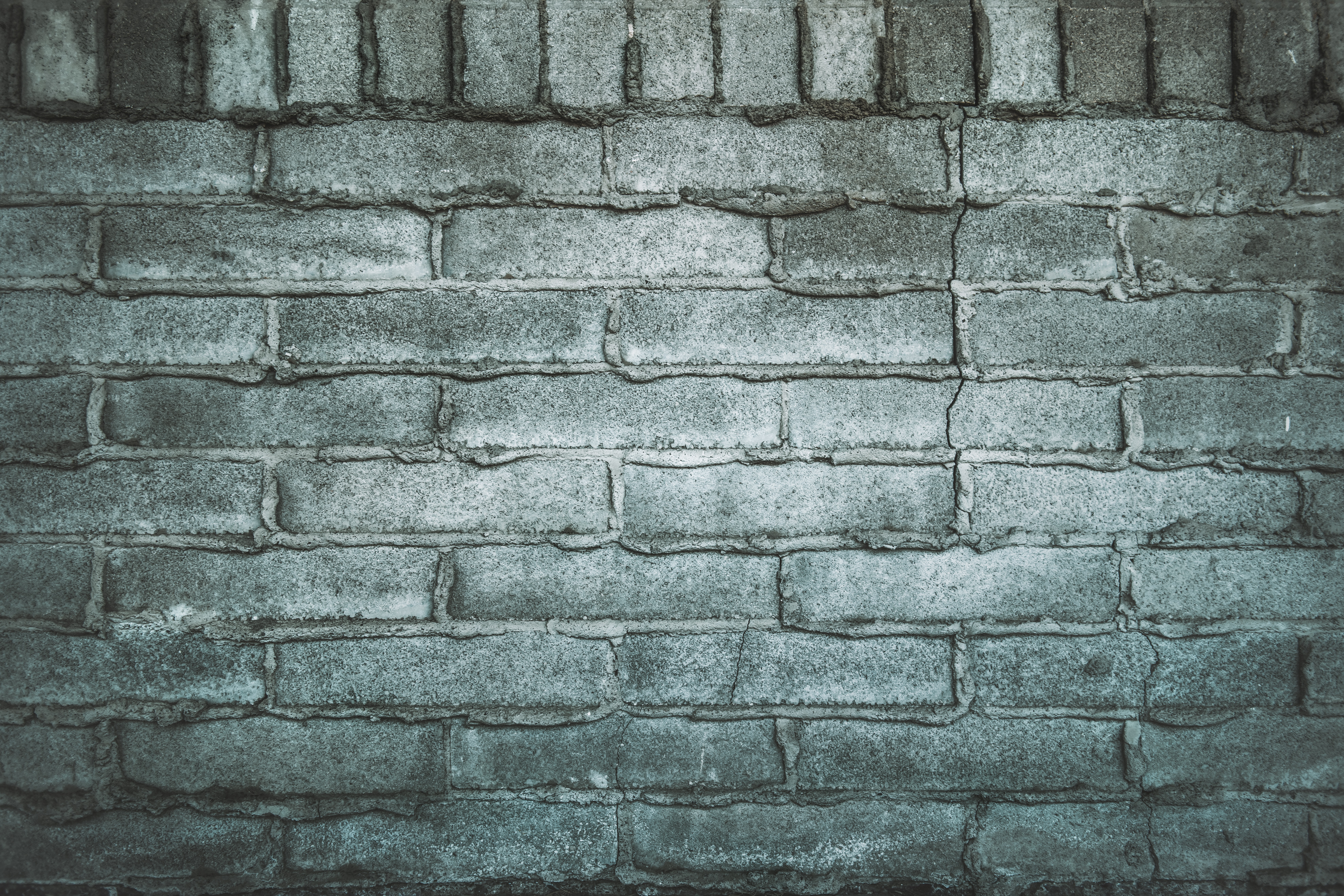 Linux Bricks Wallpaper