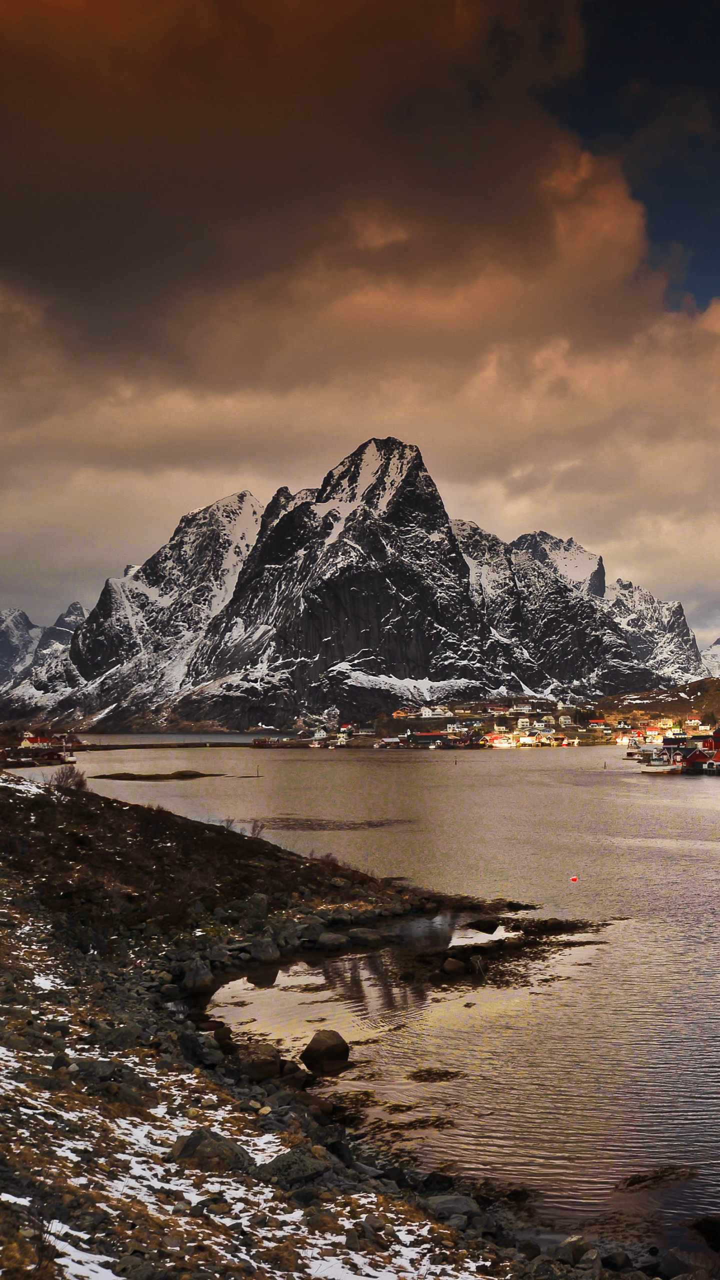 無料モバイル壁紙風景, 日没, 山, 村, ノルウェー, 写真撮影, ロフォーテン諸島をダウンロードします。