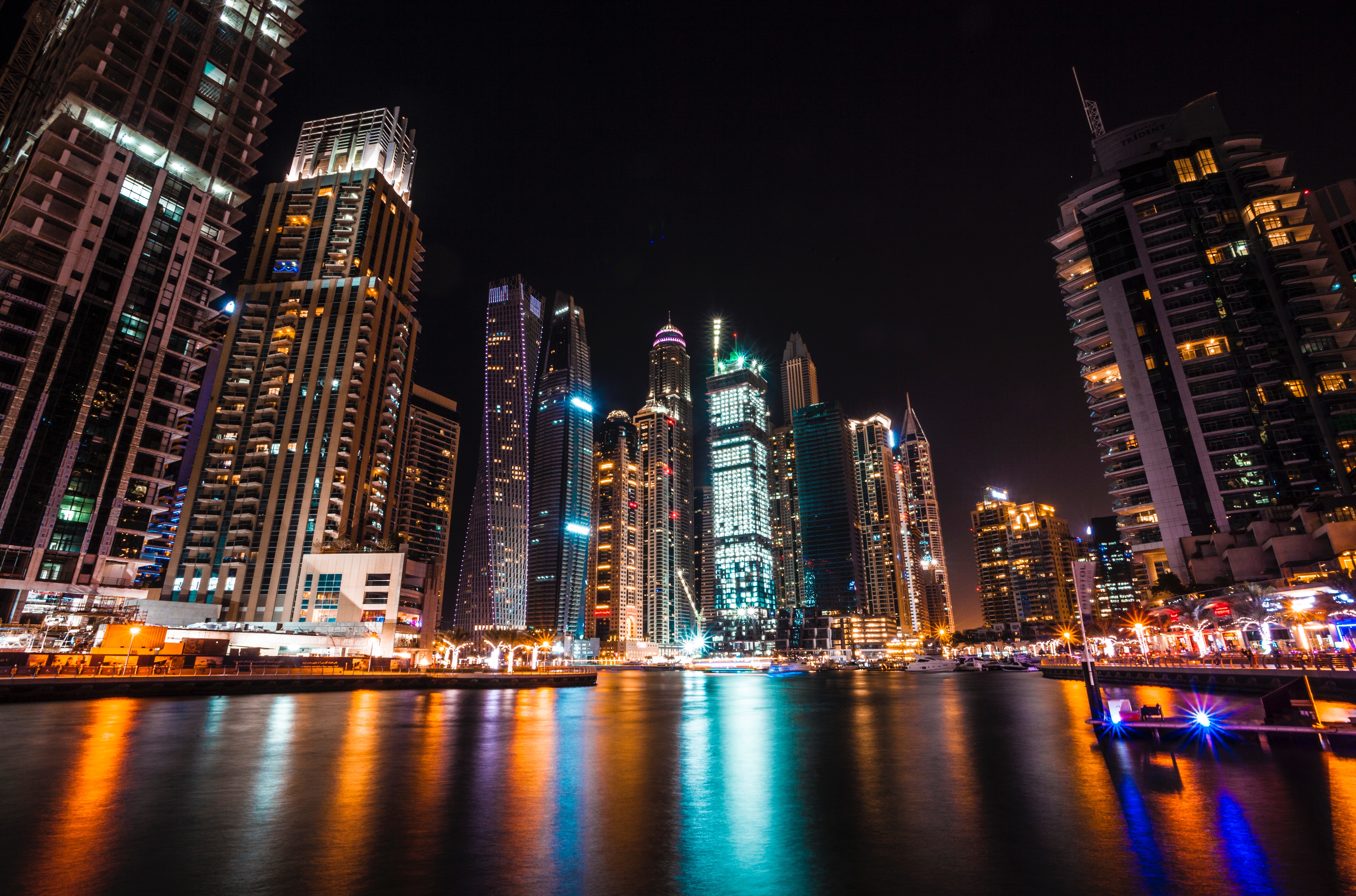 109259 descargar imagen ciudades, dubai, noche, rascacielos, emiratos árabes unidos: fondos de pantalla y protectores de pantalla gratis